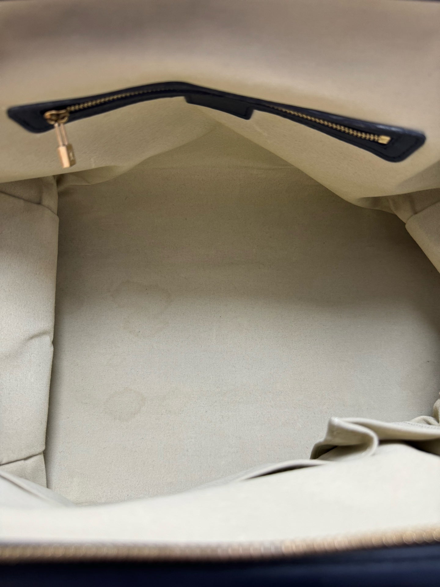 Louis Vuitton - Monogram Denim Boston Bag - Denim with leather trim - Blue - (small)