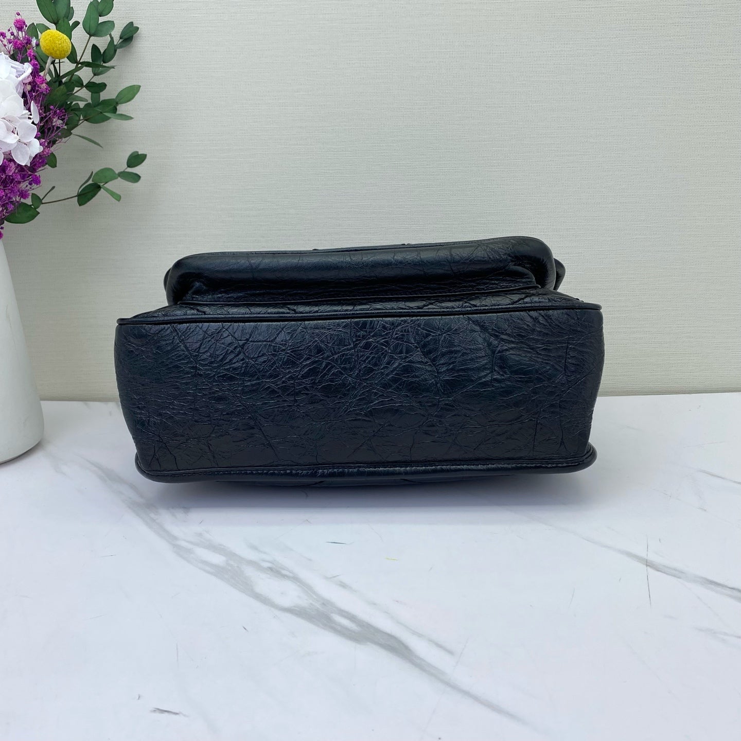 Saint Laurent - Niki Medium - Waxed leather - Black - (medium)