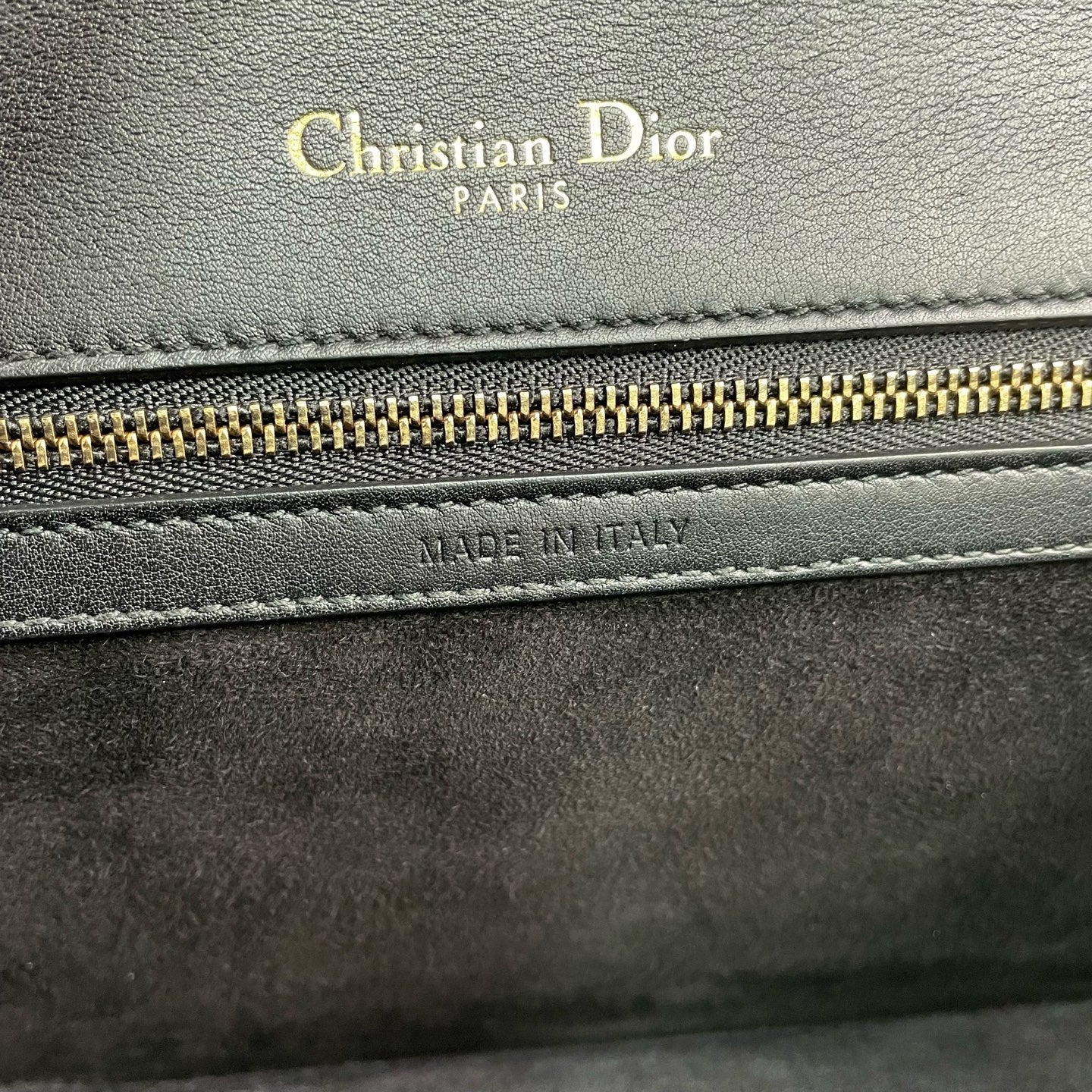 Dior - Diorama Shield Flap Bag - Leather - Black - (medium)