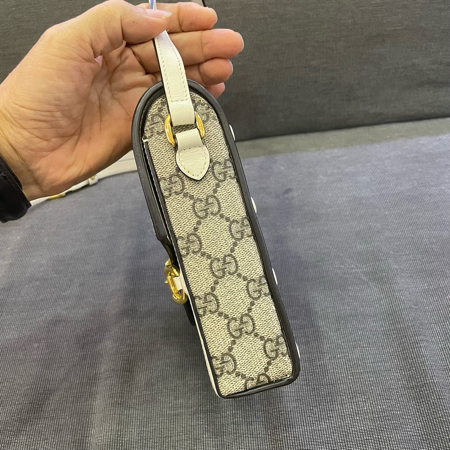 Gucci - Horsebit 1955 Vertical Phone Bag - GG Supreme coated canvas with leather trim - Beige - (mini)