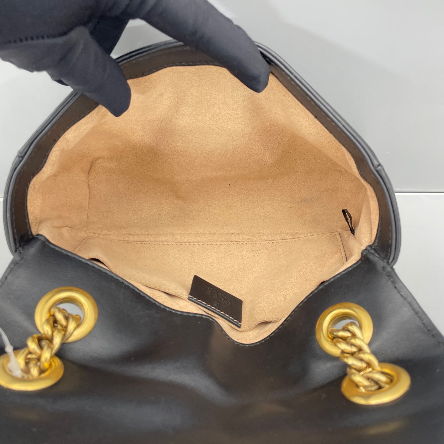 Gucci - GG Marmont Matelassé Mini Bag - Leather - Black with Gold-Tone Hardware - (Mini)