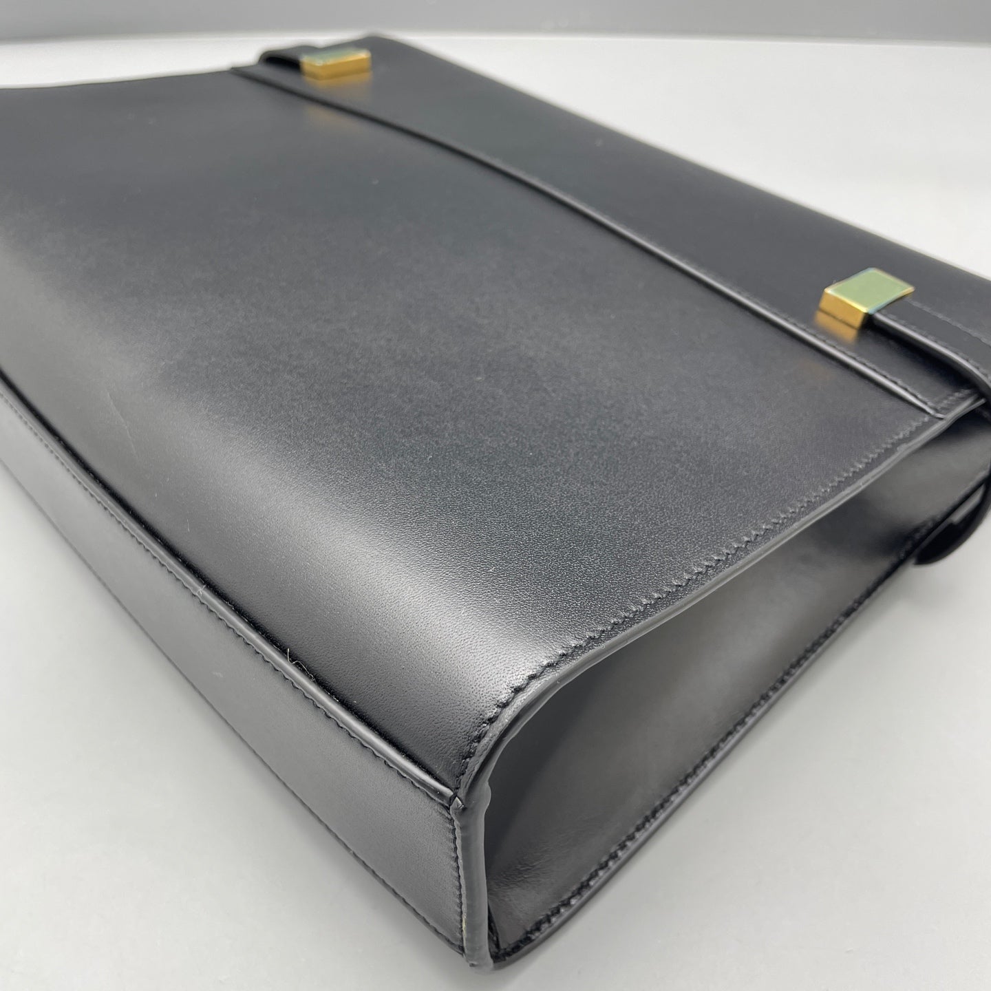 Saint Laurent - Manhattan - Smooth calfskin leather - Black - (medium)