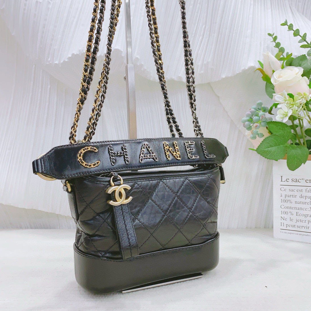 Chanel - Gabrielle Small Hobo Bag - Aged calfskin and smooth calfskin leather - Black - (Small)