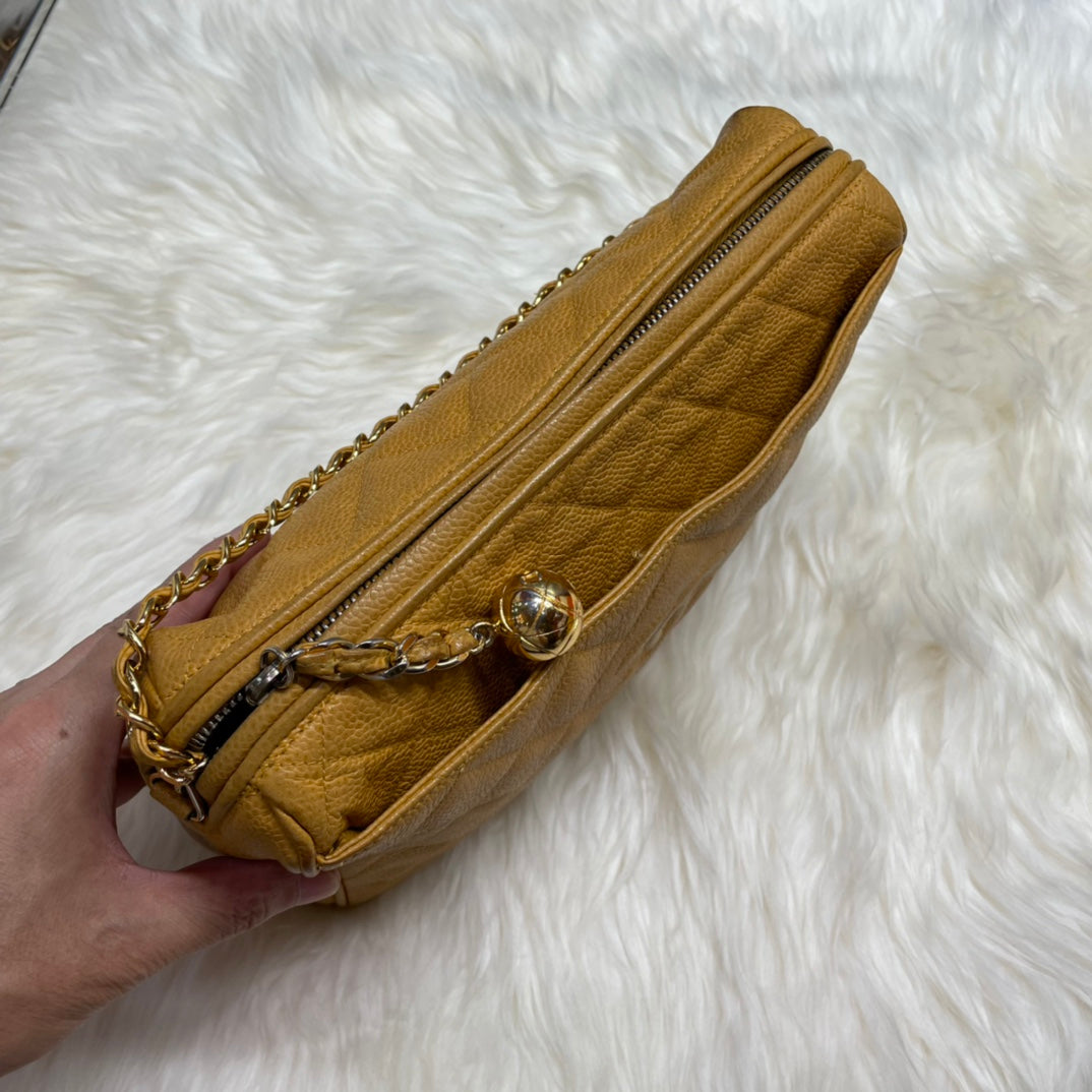 Chanel - Vintage Camera Bag - Pebbled leather - Beige - (medium)