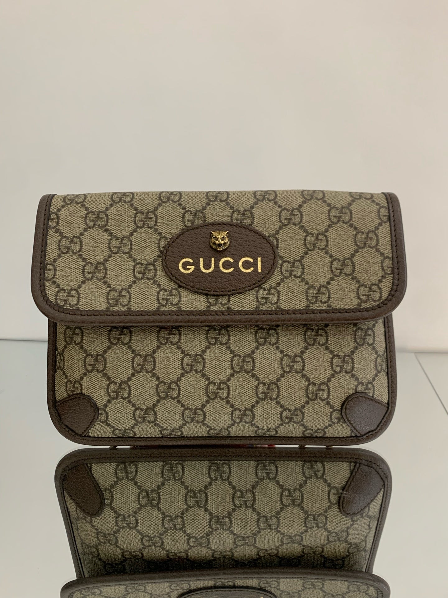 Gucci - Neo Vintage Messenger/Belt Bag - GG Supreme coated canvas with leather trim - Ebony Brown - (small)