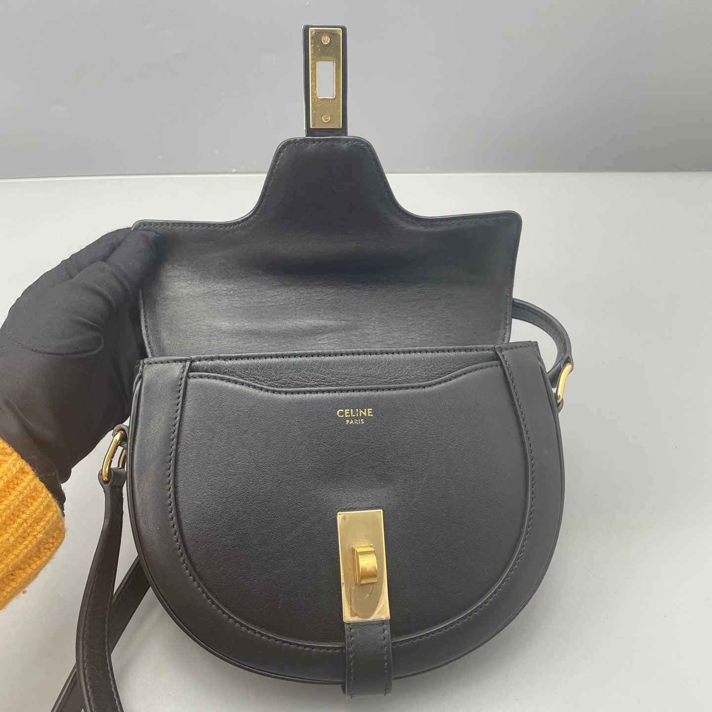 Celine - Besace 16 - Leather - Black - (mini)