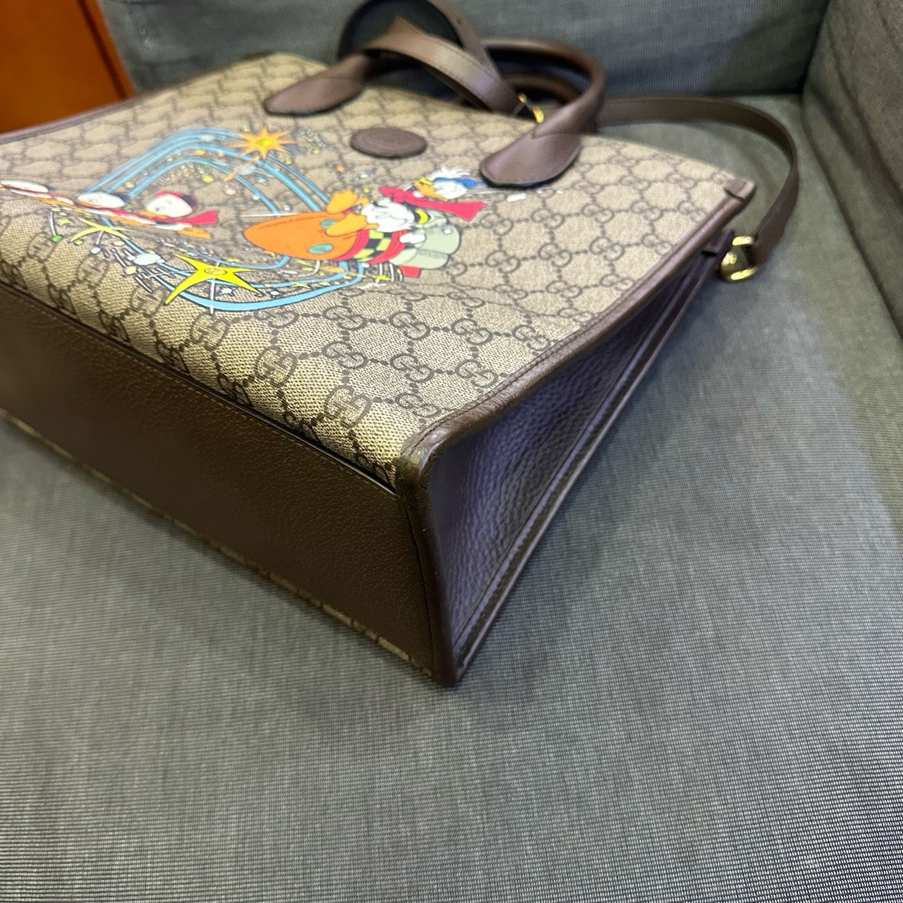 Gucci - Disney Donald Duck Print Tote - GG Supreme coated canvas with leather trim - Brown - (Medium)