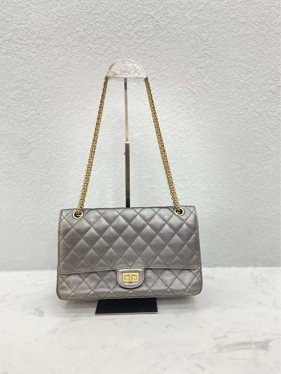 Chanel - 2.55 Medium Flap Bag - Iridescent calfskin leather - Charcoal Grey - (Medium)