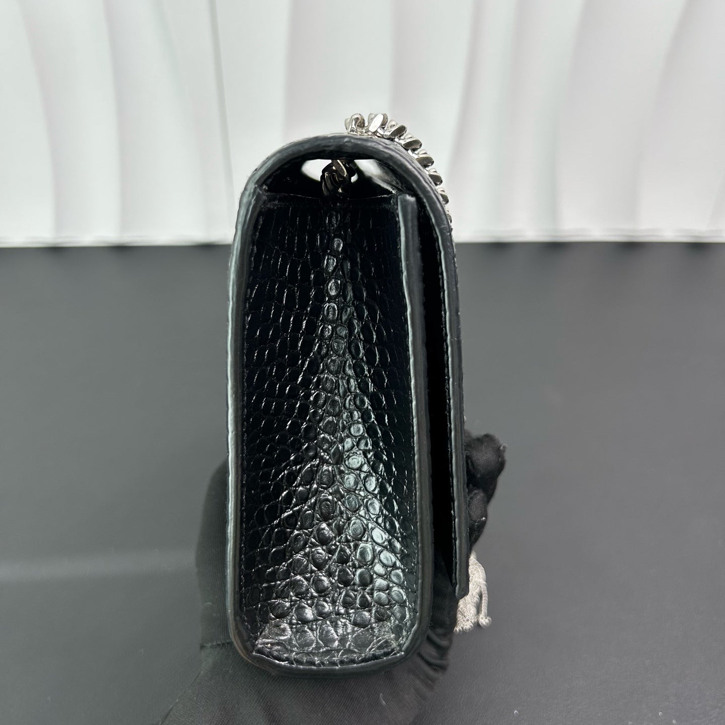 Saint Laurent - MONOGRAM KATE Tassel - Crocodile embossed leather - Black with Silver-Tone Hardware - (mini)