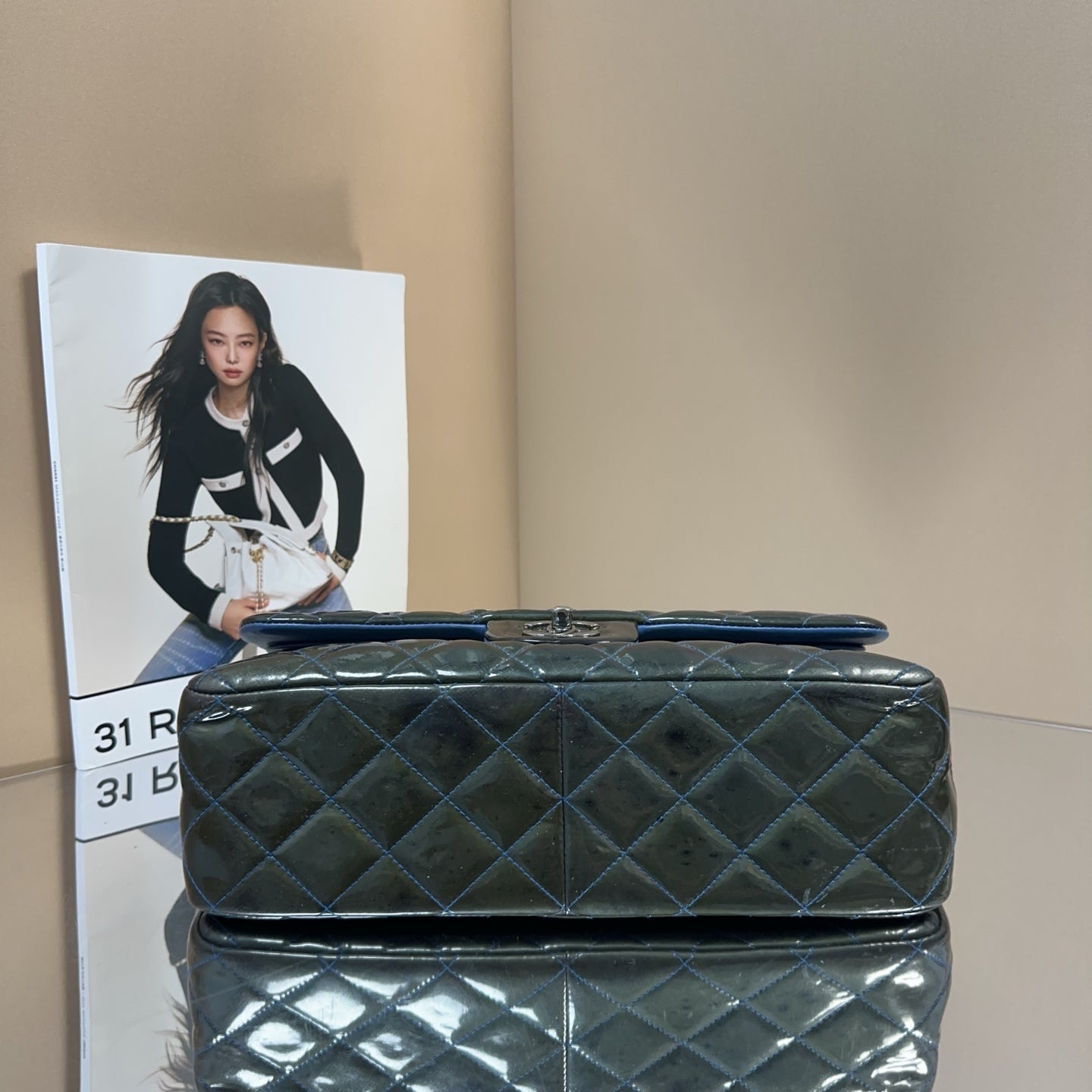 Chanel - Classic Flap Jumbo Double Flap - Patent leather - Blue - (Large)