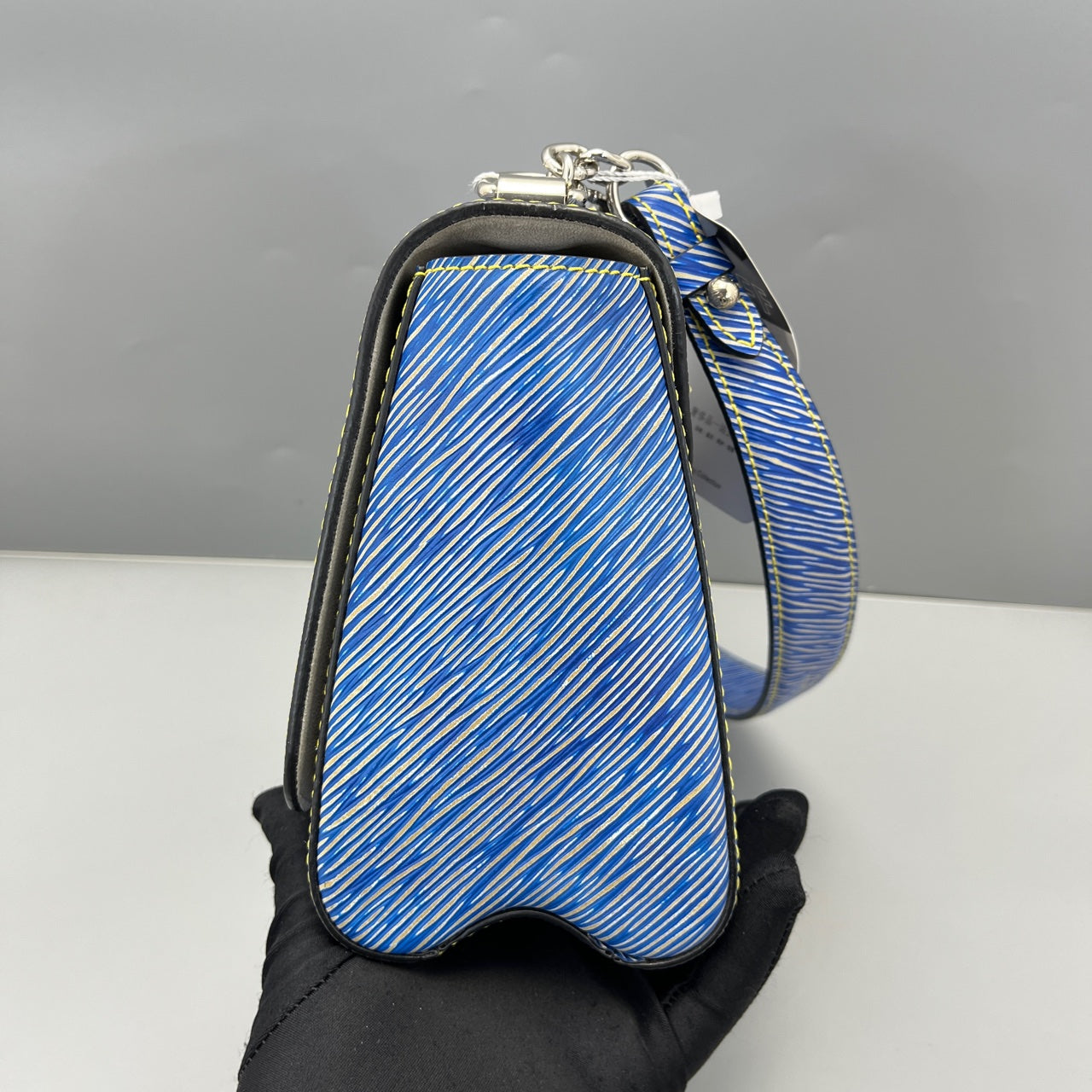 Louis Vuitton - Twist MM - Epi leather - Blue - (medium)