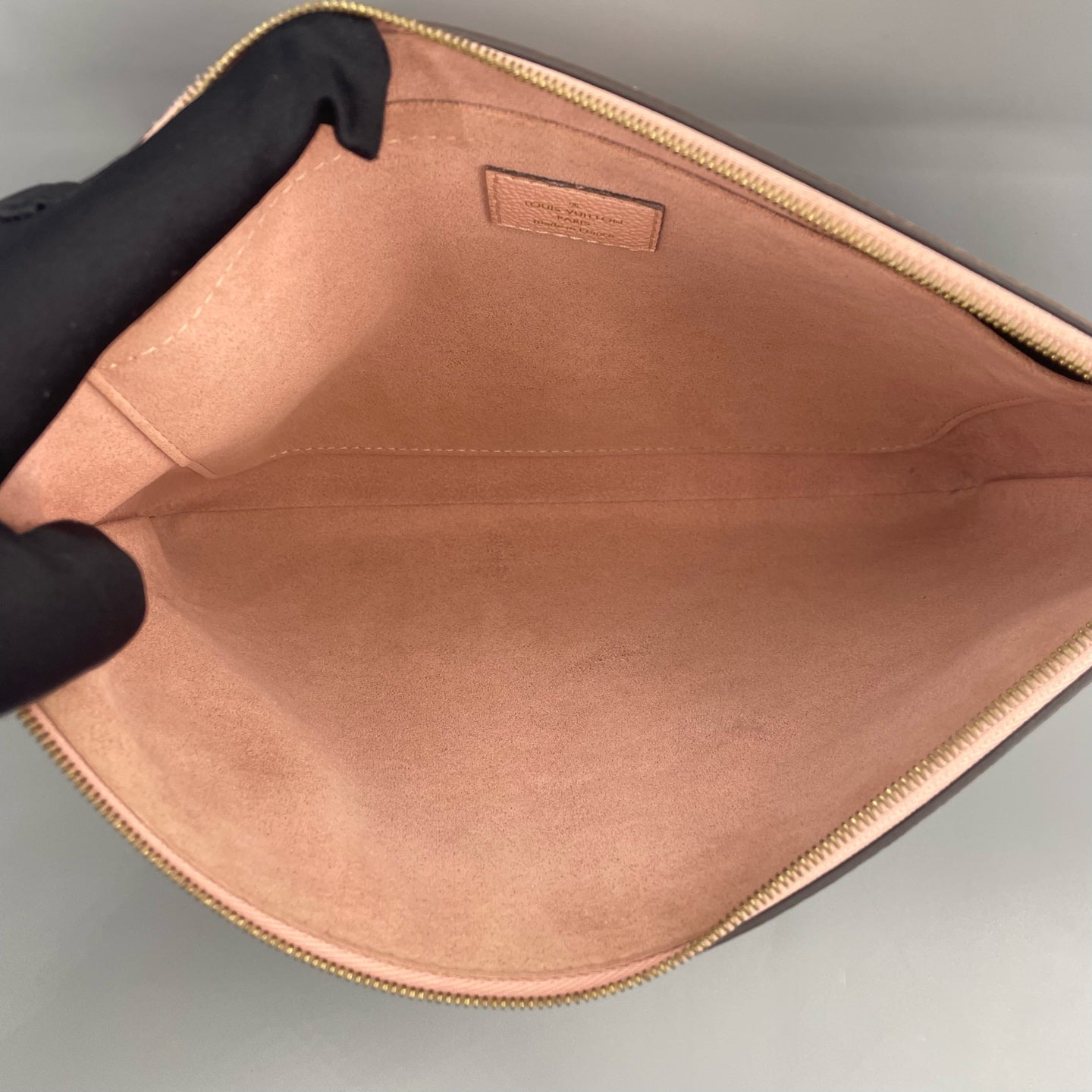 Louis Vuitton - Pochette Legendary Clutch - Monogram coated canvas and grained leather - Brown and Pink - (medium)
