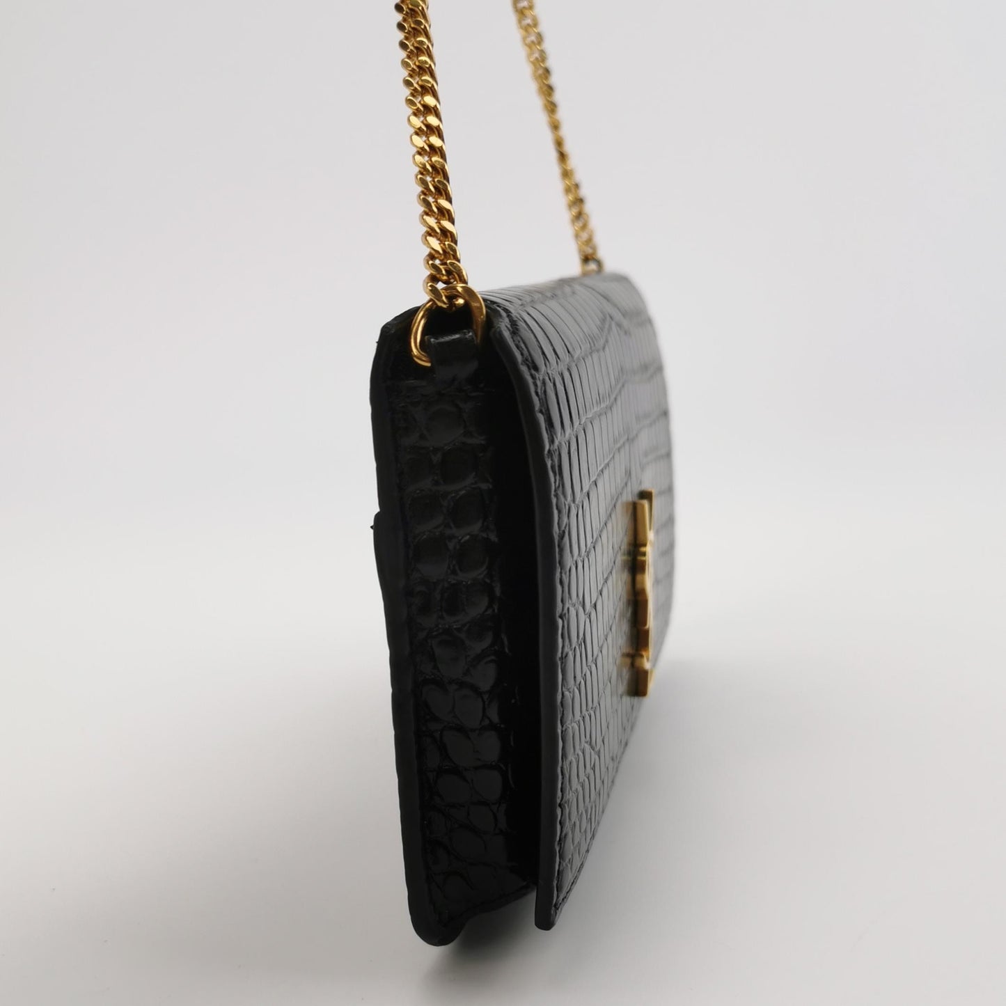 Saint Laurent - Monogram Wallet on Chain (WOC) - Calfskin leather with crocodile embossing - Black with Gold-Tone Hardware - (Mini)