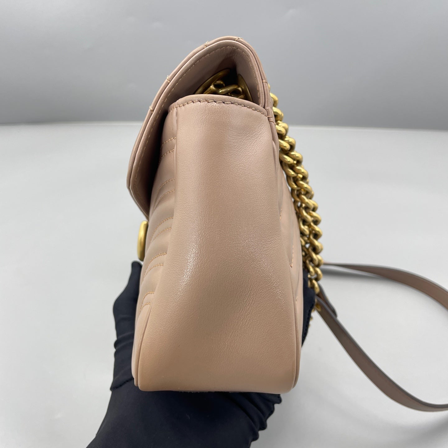 Gucci - GG Marmont Small Matelassé Shoulder Bag - Leather - Beige - (Medium)