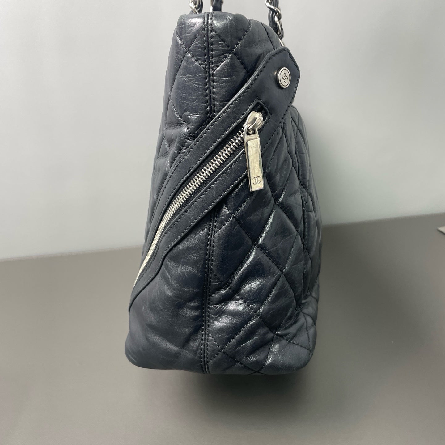 Chanel - Cambon Tote - Calfskin leather - Black - (Medium)