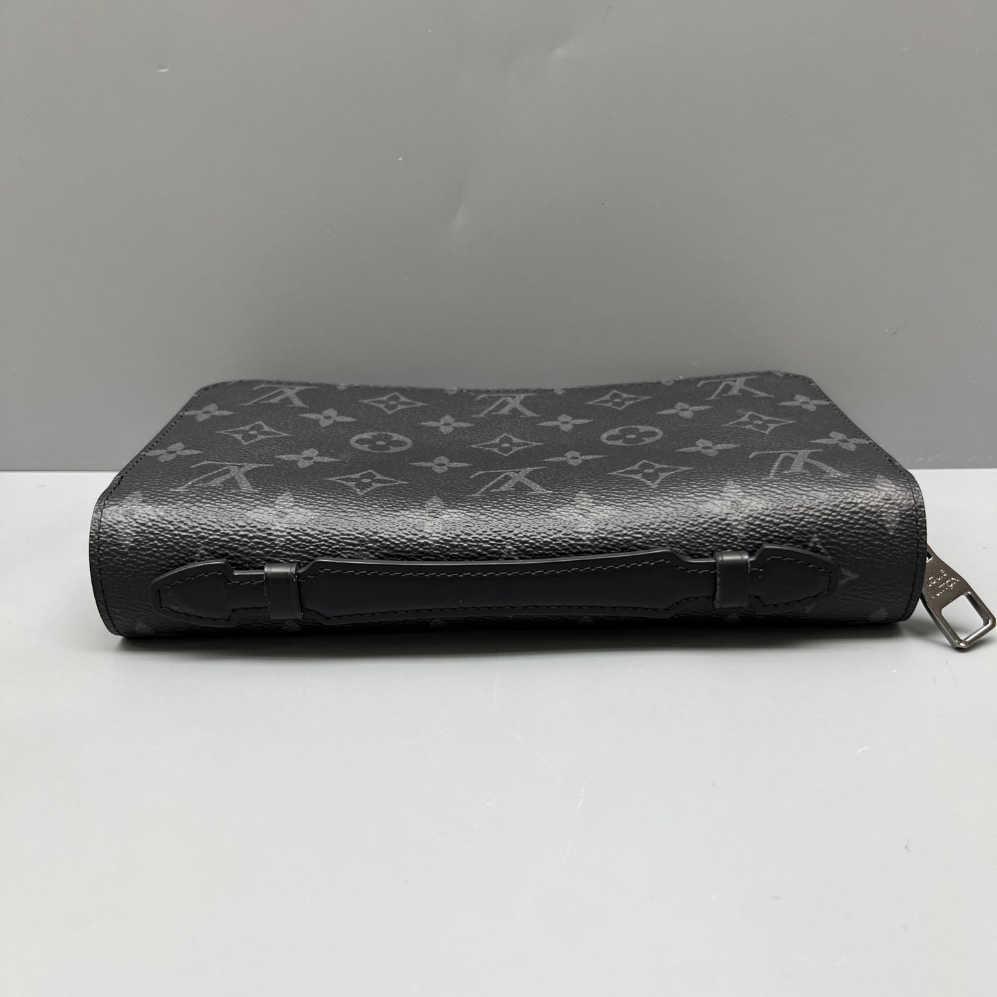 Louis Vuitton - Zippy XL Organizer Wallet - Monogram Eclipse coated canvas with leather trim and lining - Black - (Medium)