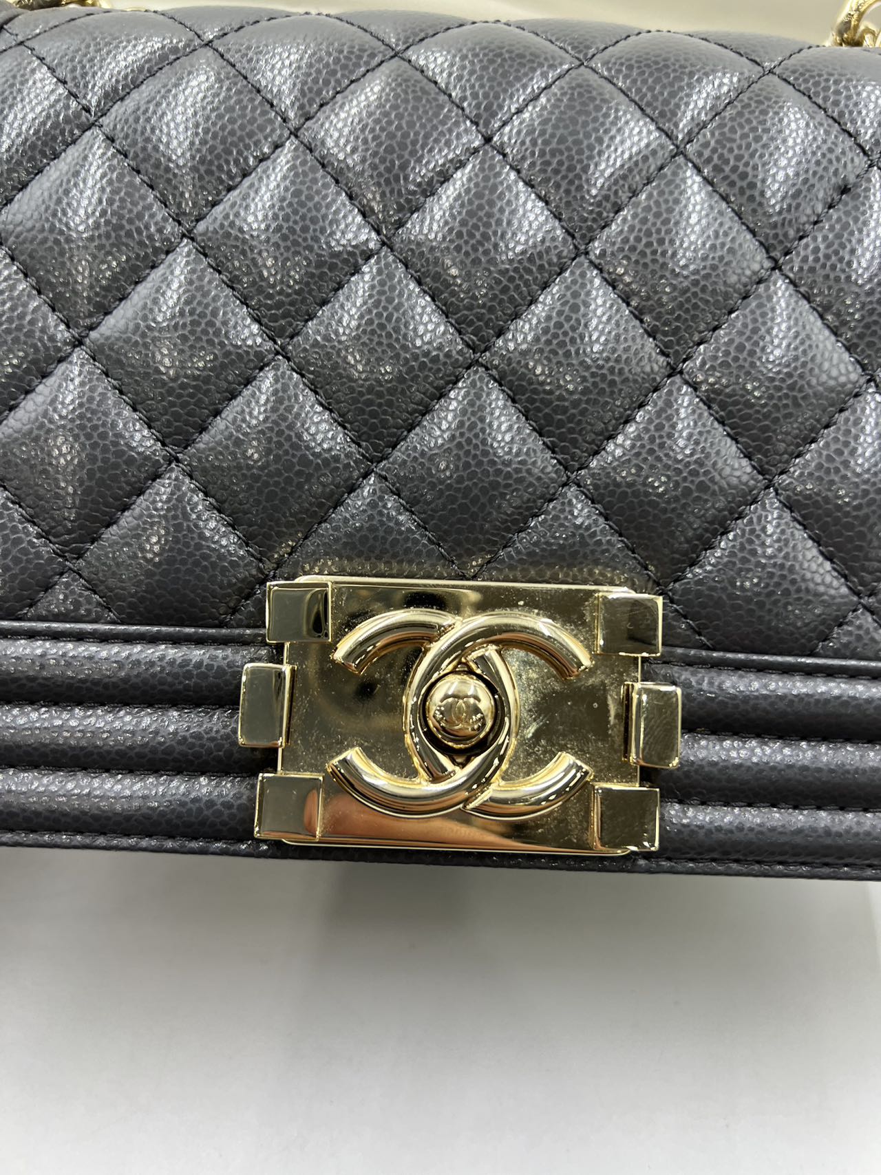 Chanel - Boy Bag - Caviar leather - Grey with Gold-Tone Hardware - (Small)