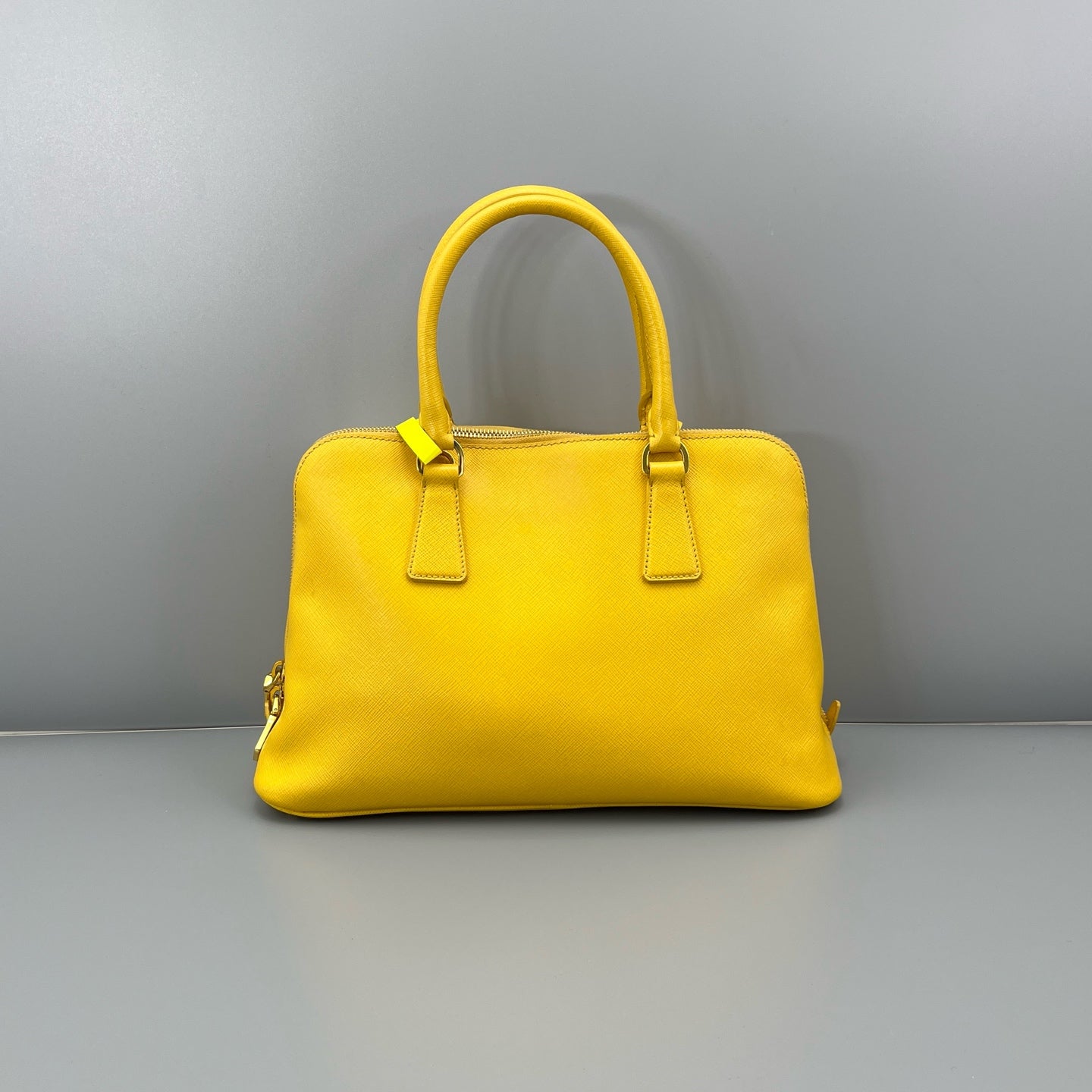 Prada - Galleria Dome Bag - Saffiano leather - Yellow - (Medium)