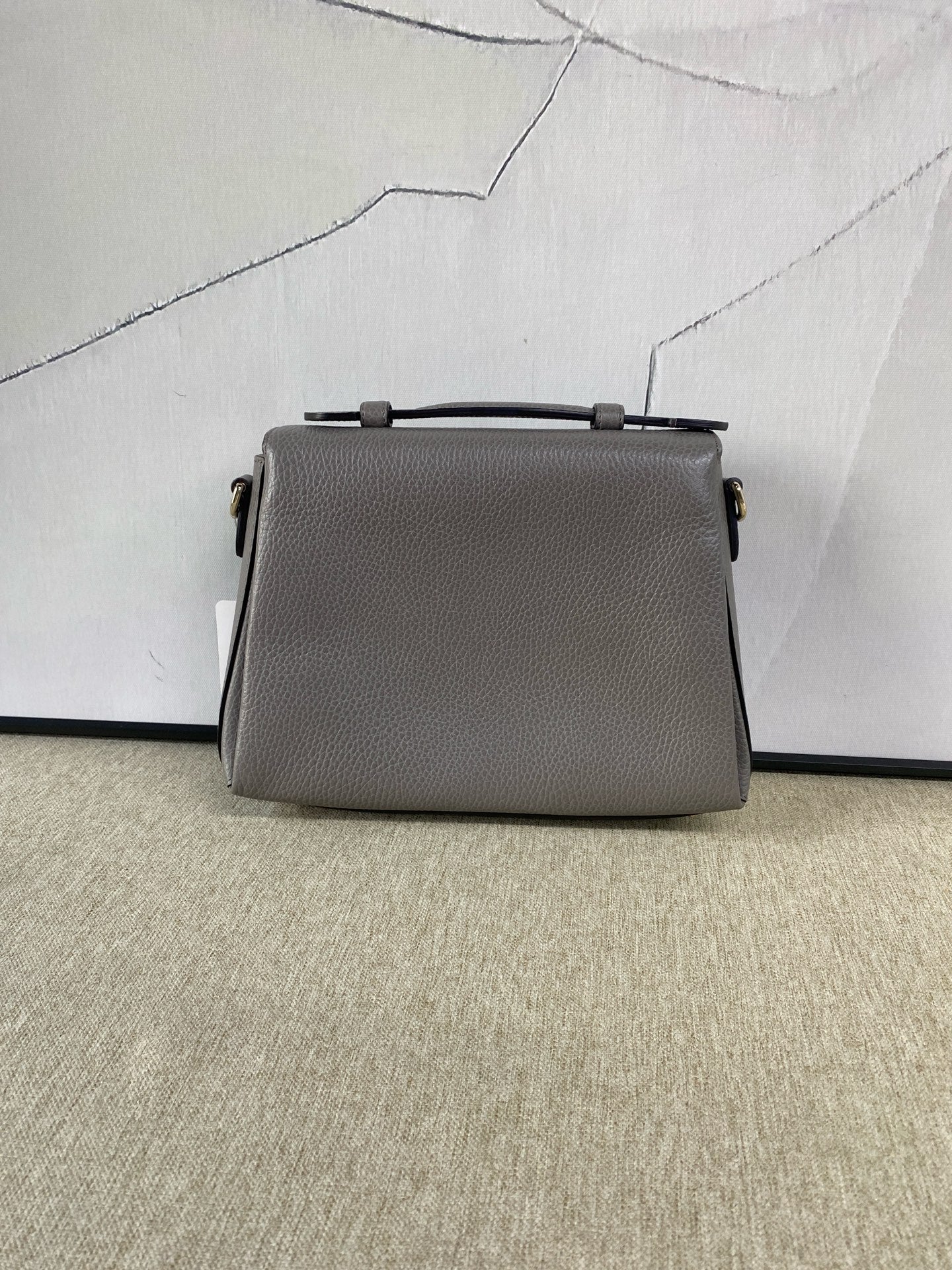 Gucci - Interlocking G Top Handle Flap Bag - Grained calfskin leather with canvas lining - Grey - (Medium)