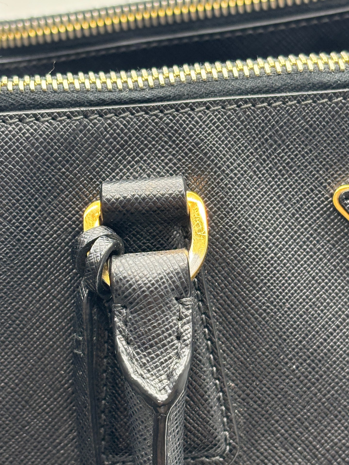 Prada - Galleria Saffiano Lux Tote - Saffiano leather - Black - (Large)