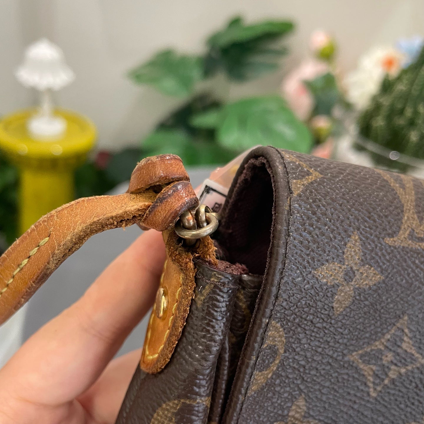 Louis Vuitton - Favorite MM - Monogram canvas with Vachetta leather trim - Brown - (medium)