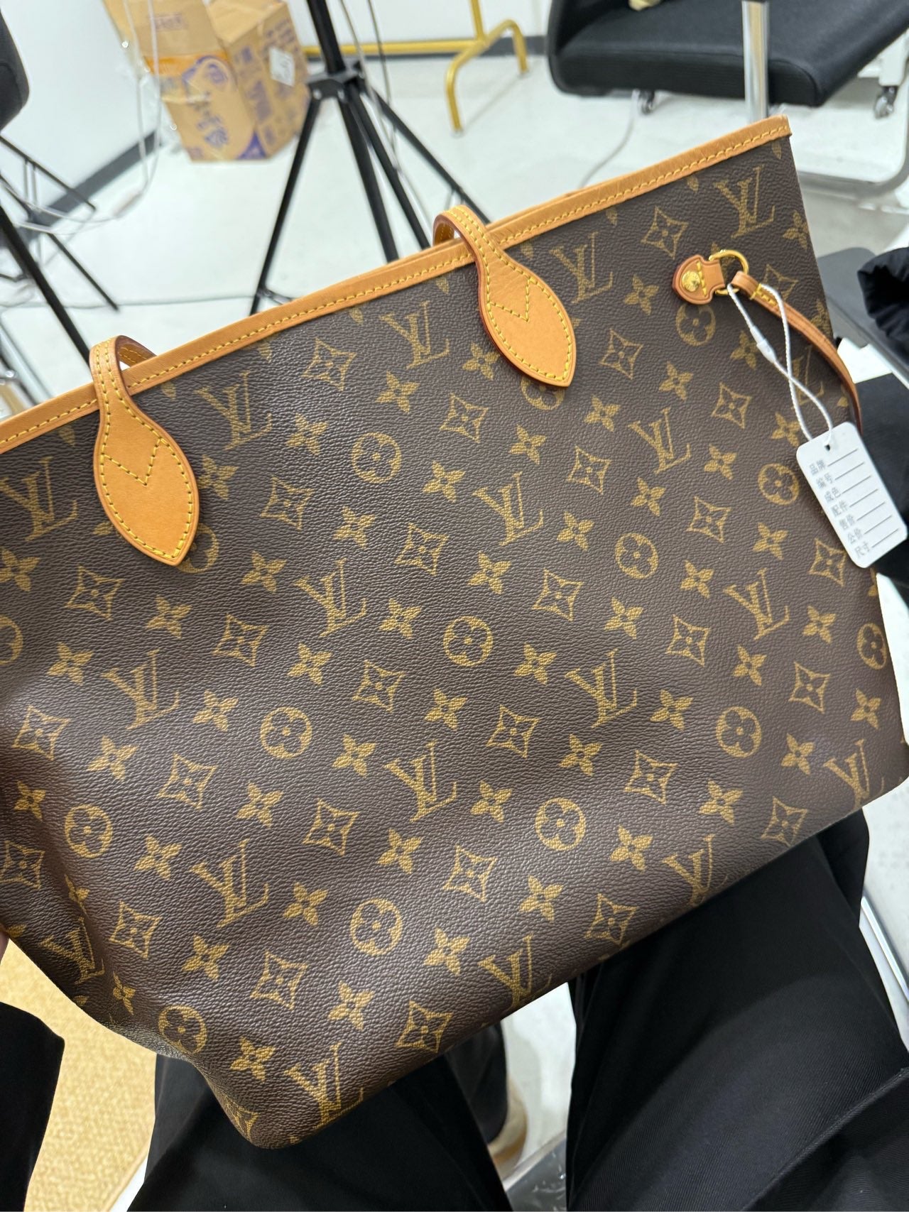 Louis Vuitton - Neverfull MM Monogram Pivoine - Coated canvas, Vachetta leather, Textile - Brown - (medium)
