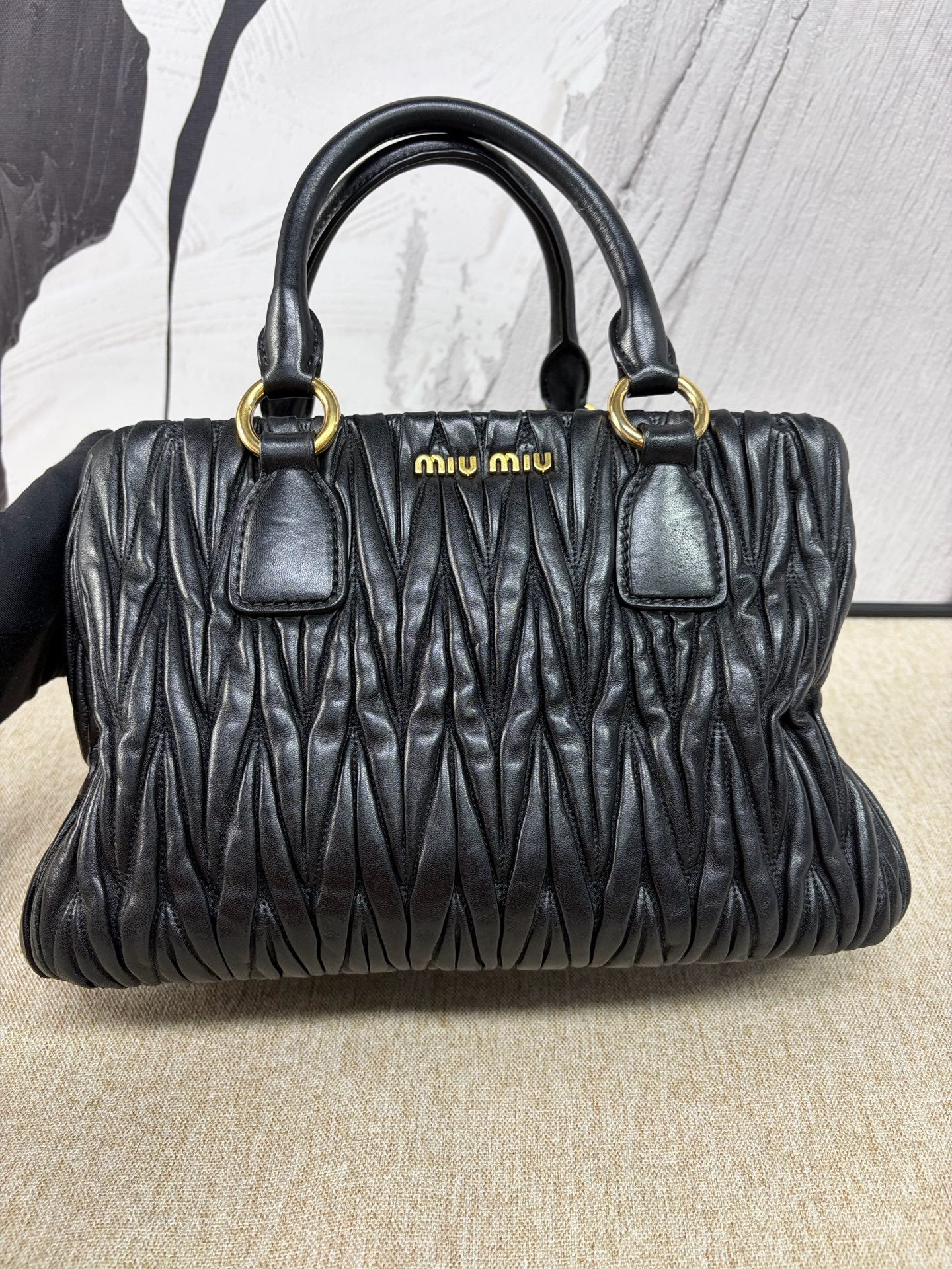 Miu Miu - Matelassé Top Handle Bag - Lambskin leather - Black with Gold-Tone Hardware - (medium)