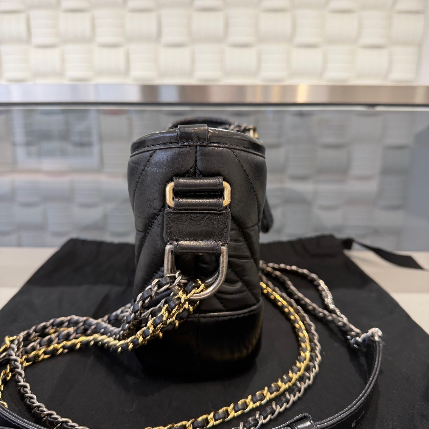 Chanel - Gabrielle Hobo Bag - Aged calfskin leather and smooth calfskin leather - Black - (Small)