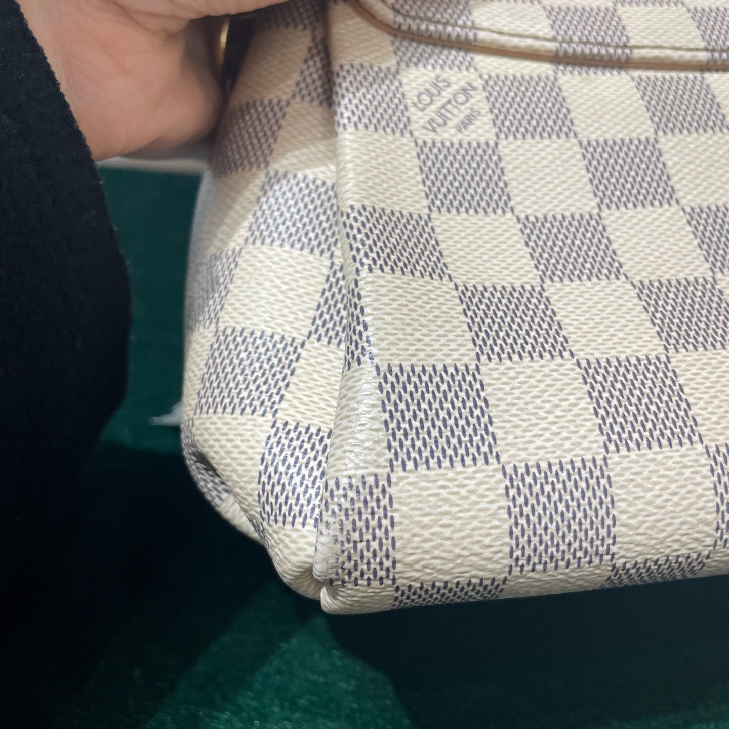 Louis Vuitton - Pallas Tassel - Damier Azur coated canvas with Vachetta leather trim - White - (Small)