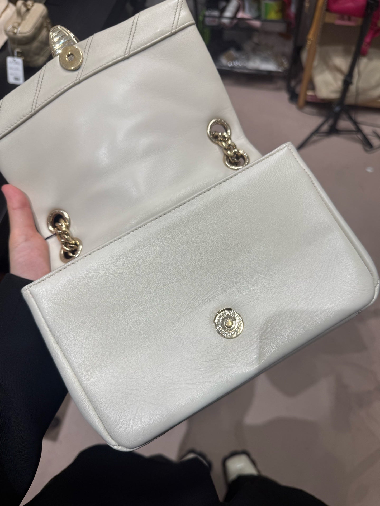 BVLGARI - Serpenti Forever Maxi Chain Shoulder Bag - Leather - White - (Small)