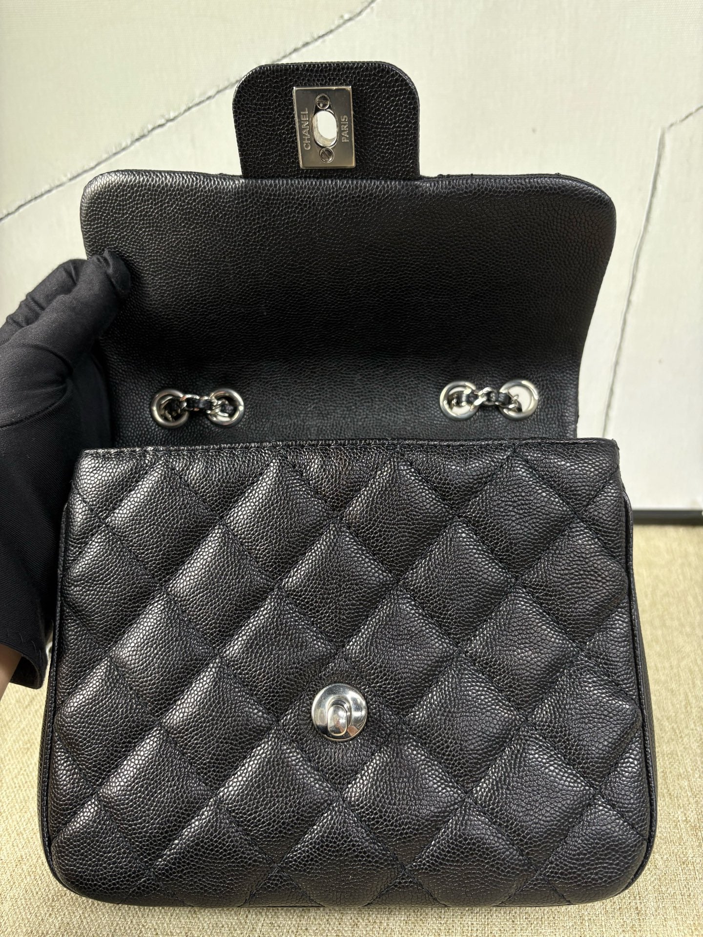 Chanel - Classic Flap Mini (Rectangular) - Caviar leather - Black - (Mini)