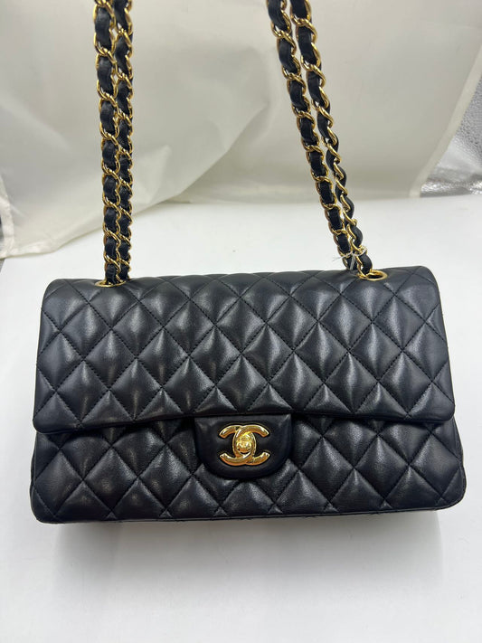 Chanel - Classic Flap Medium - Lambskin leather - Black - (Medium)