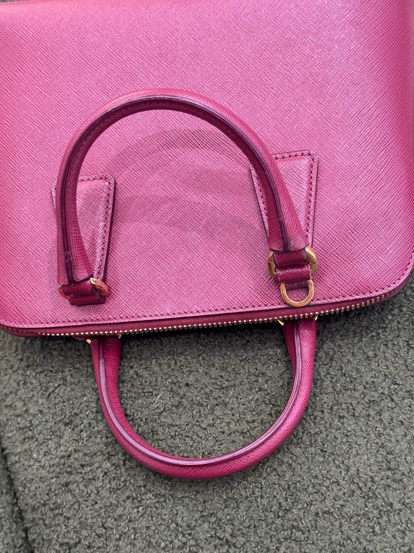 Prada - Saffiano Dome Satchel - Saffiano leather - Burgundy - (Small)