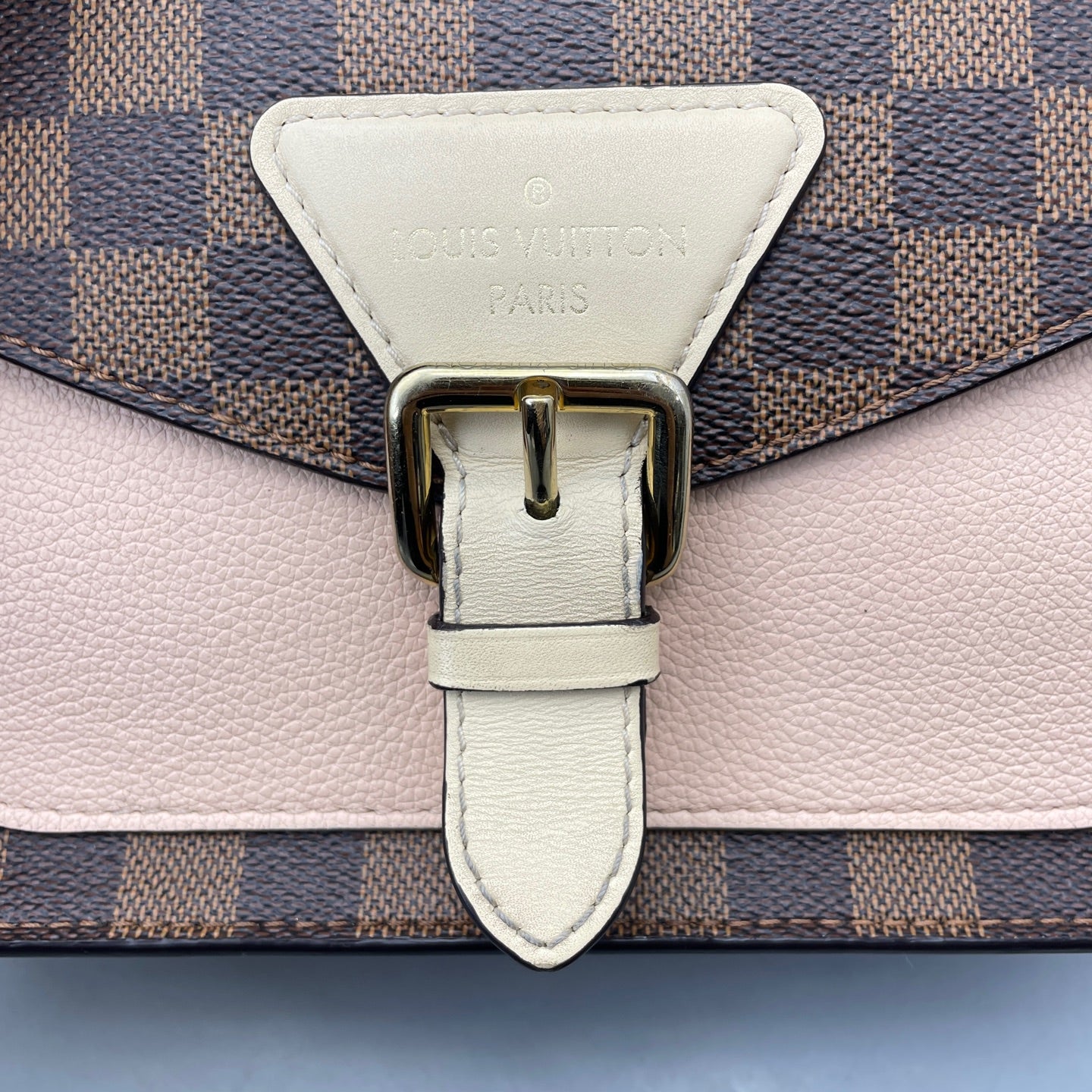 Louis Vuitton - Pallas-style Satchel - Coated canvas with leather trim - Brown - (Small)