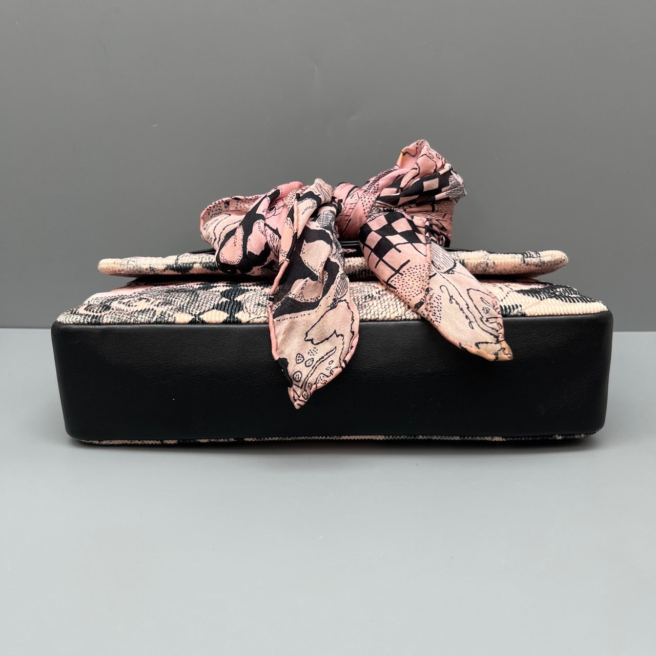 Chanel - Classic Flap Camellia Series Chain Bag with Silk Scarf Detail - Quilted textile with leather trim - Pink and Black - (Medium)