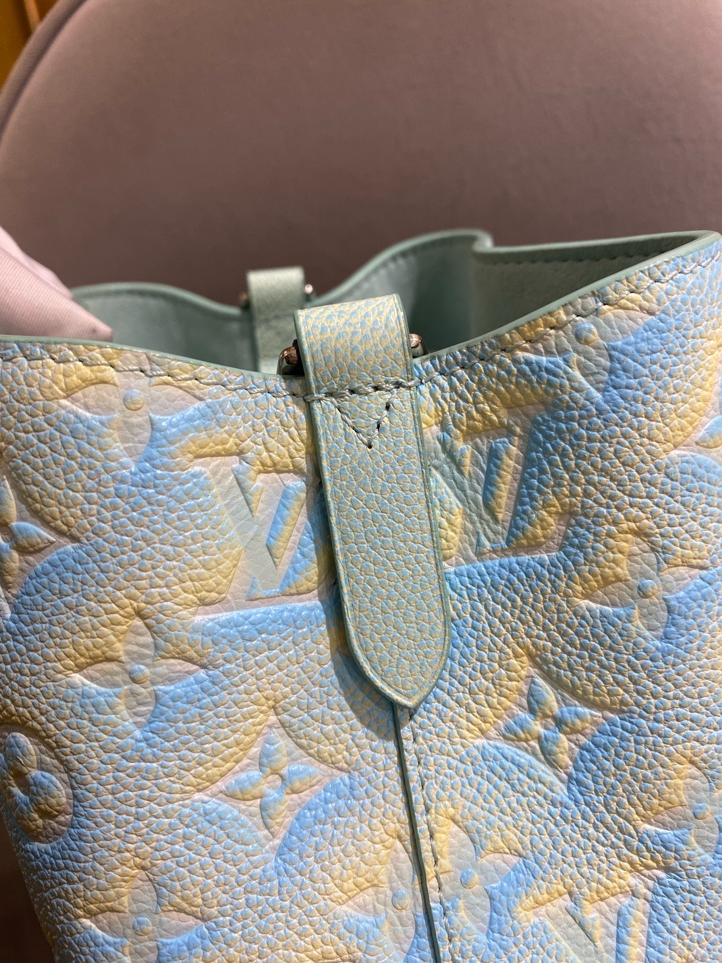 Louis Vuitton - Neonoe BB - Leather - Multicolour - (mini)