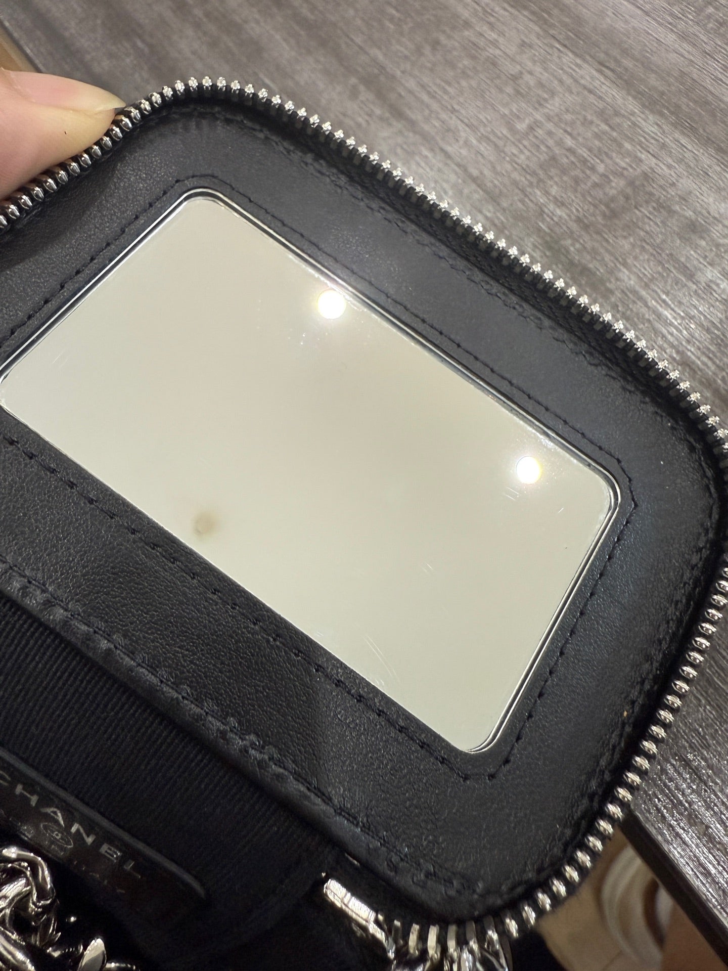 Chanel - 22S Enamel Chain Small Vanity Case - Caviar leather - Black - (mini)