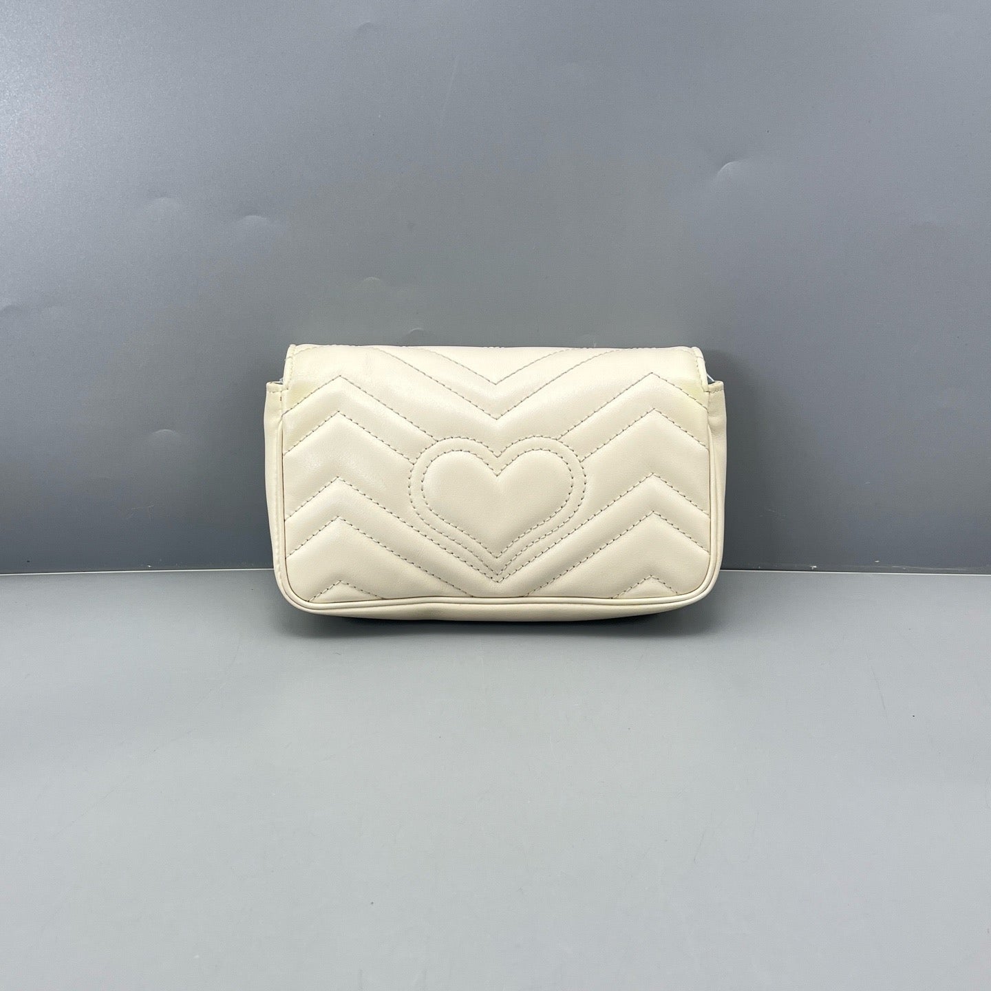 Gucci - Marmont Super Mini - Leather - White with Gold-Tone Hardware - (mini)