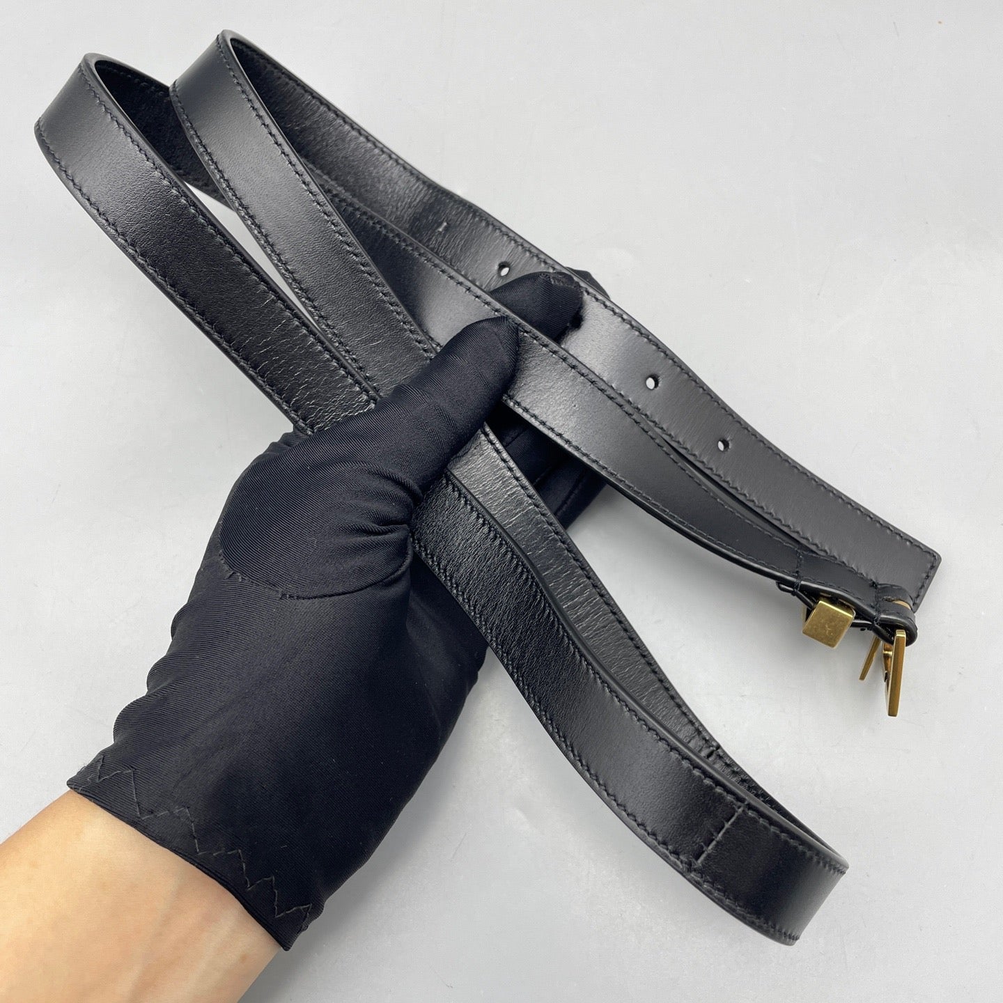 Saint Laurent - Manhattan Medium - Smooth leather - Black - (Medium)