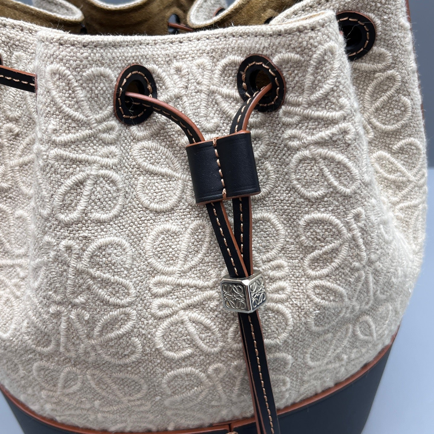 Loewe - Balloon Bag - Linen and Leather - Beige and Black - (Mini)
