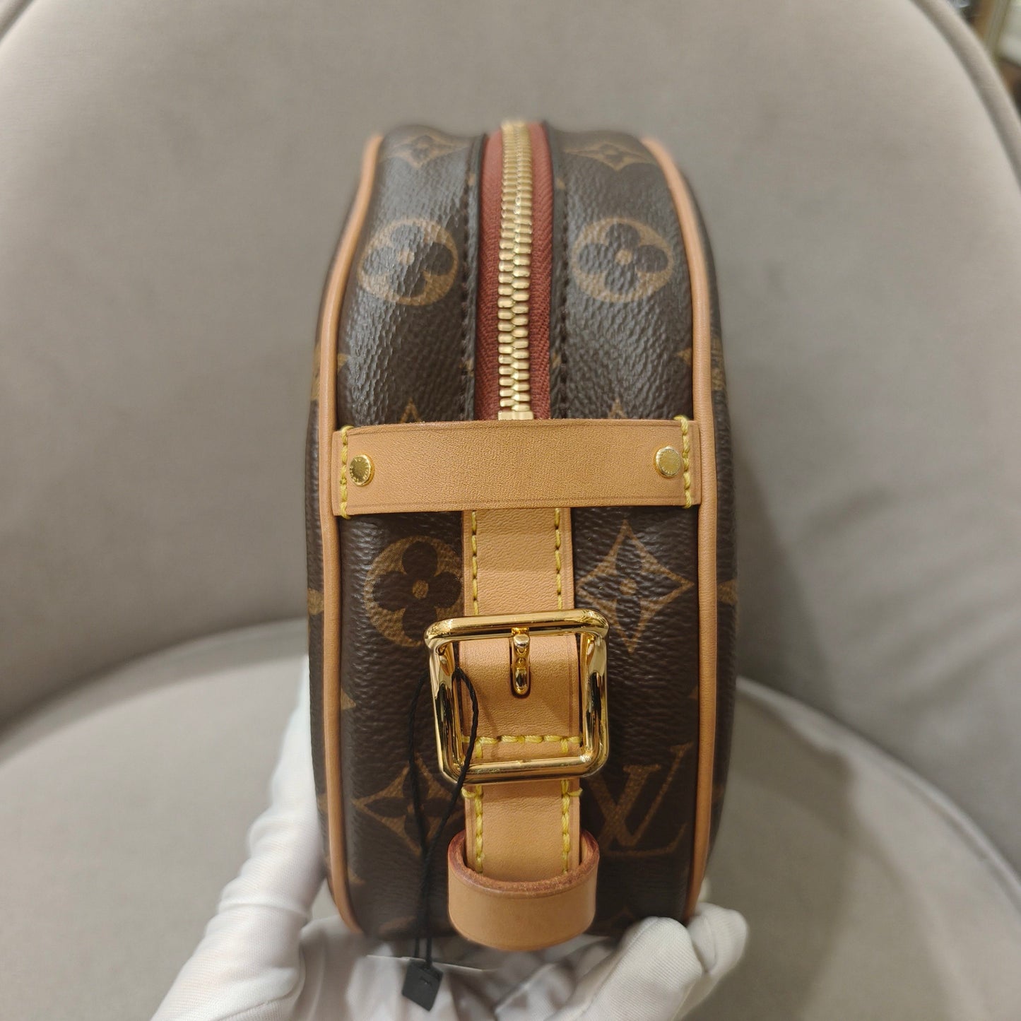 Louis Vuitton - Boite Chapeau Souple PM - Monogram coated canvas with Vachetta leather trim - Brown - (Small)