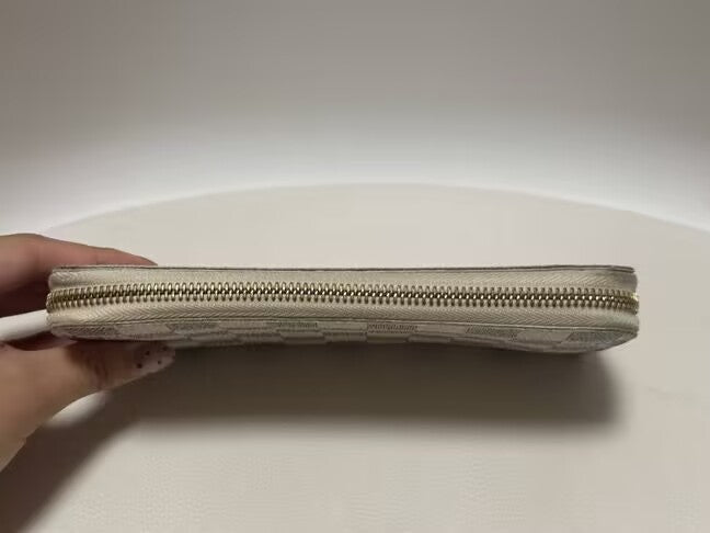 Louis Vuitton | Wallets | Zippy