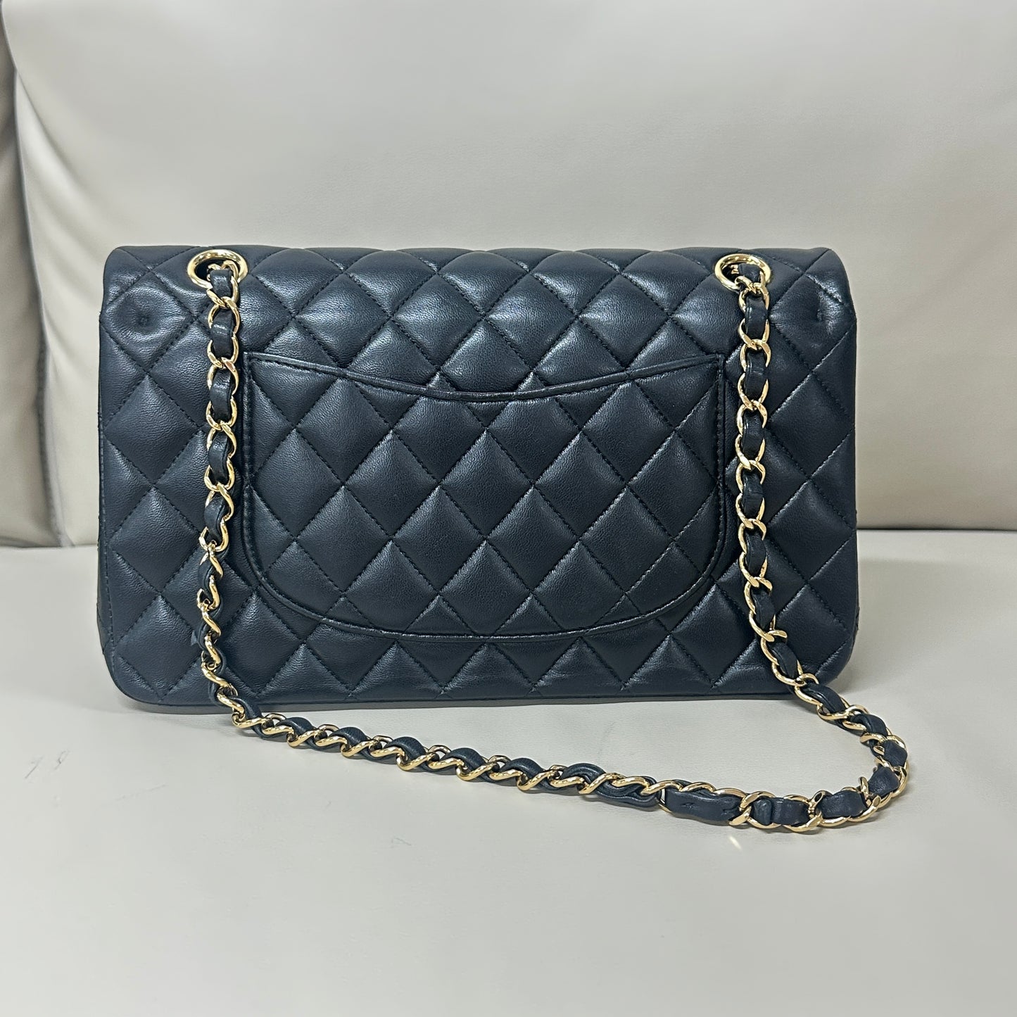 Chanel - Classic Flap - Lambskin leather - Black - (medium)