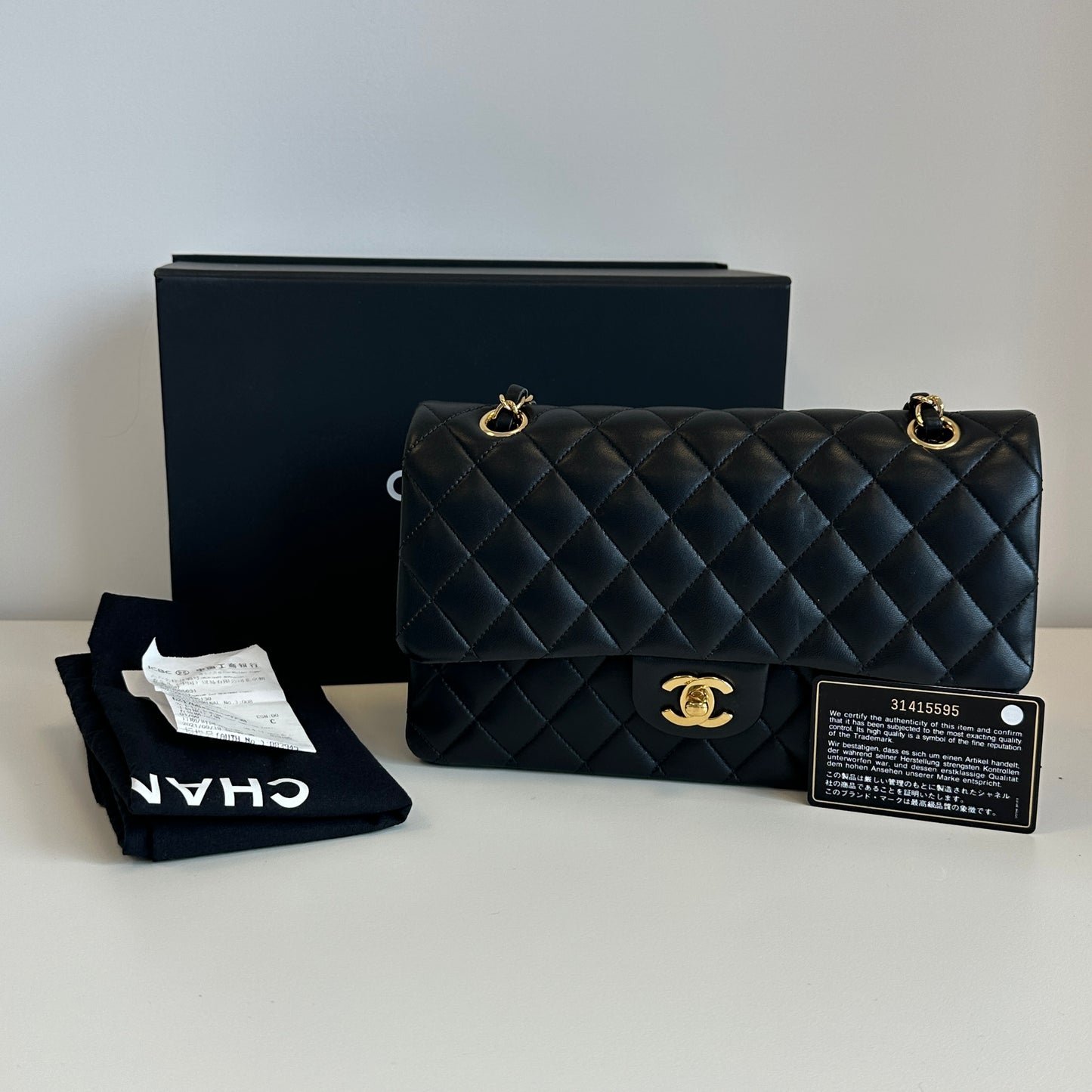 Chanel - Classic Flap - Lambskin leather - Black with Gold-Tone Hardware - (medium)