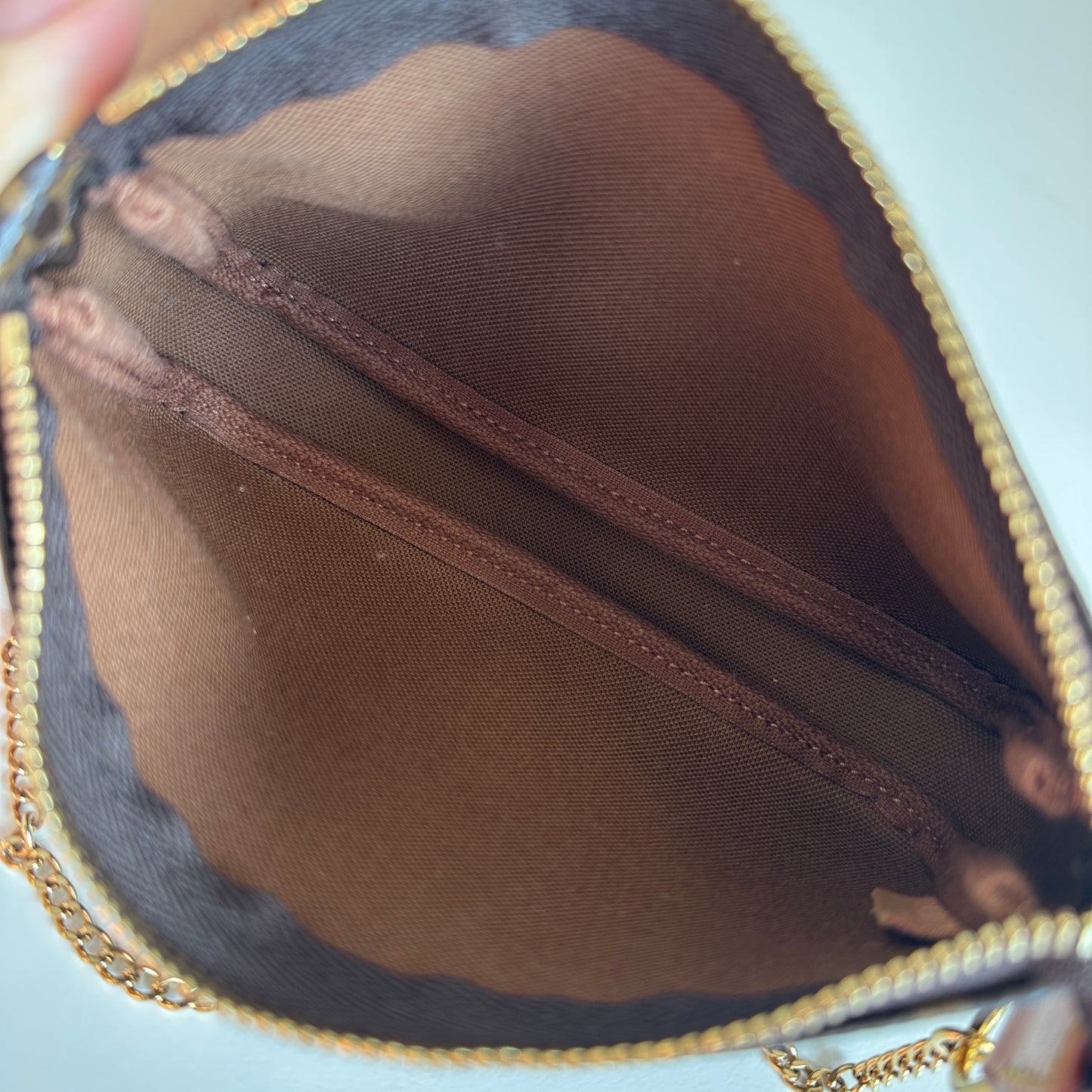 Louis Vuitton - Mini Pochette Accessoires - Monogram coated canvas with vachetta leather trim - Brown - (mini)
