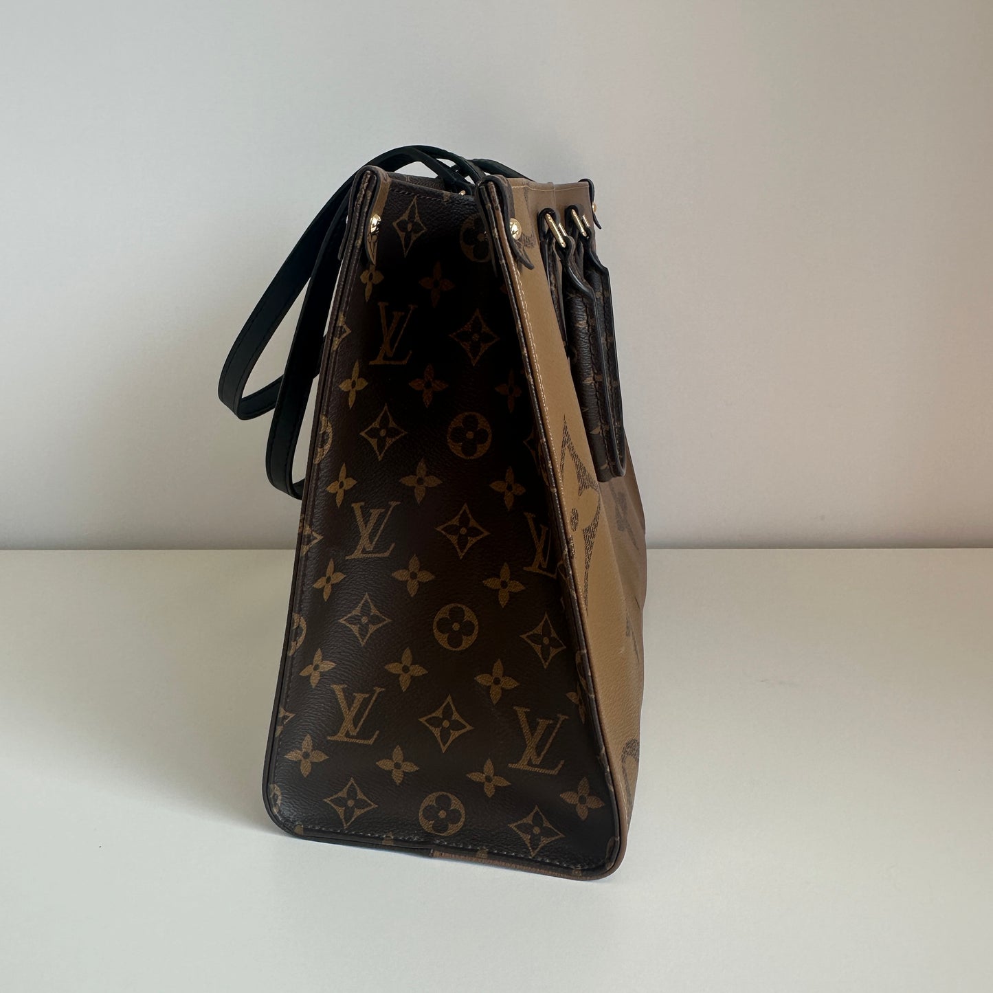 Louis Vuitton - Onthego MM - Monogram Giant coated canvas with leather trim - Brown - (medium)