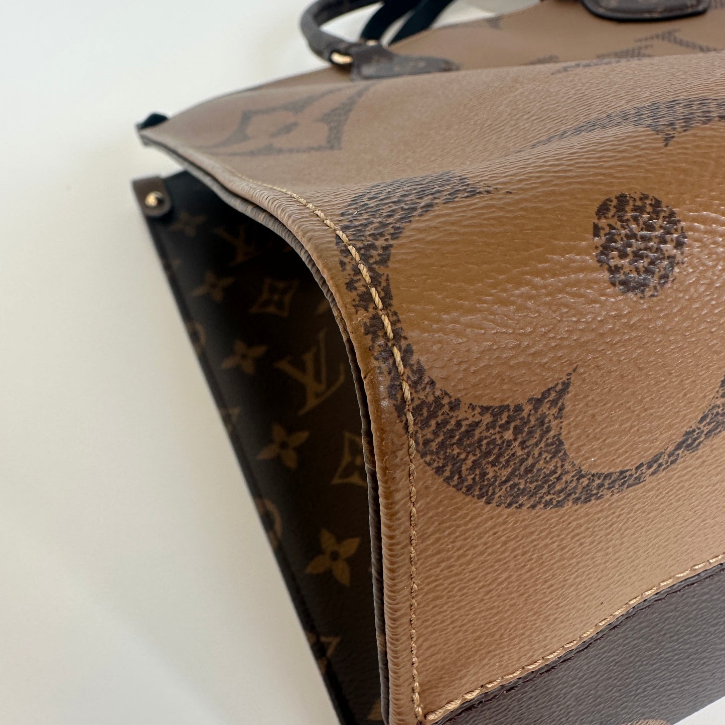 Louis Vuitton - Onthego MM - Monogram Giant coated canvas with leather trim - Brown - (medium)