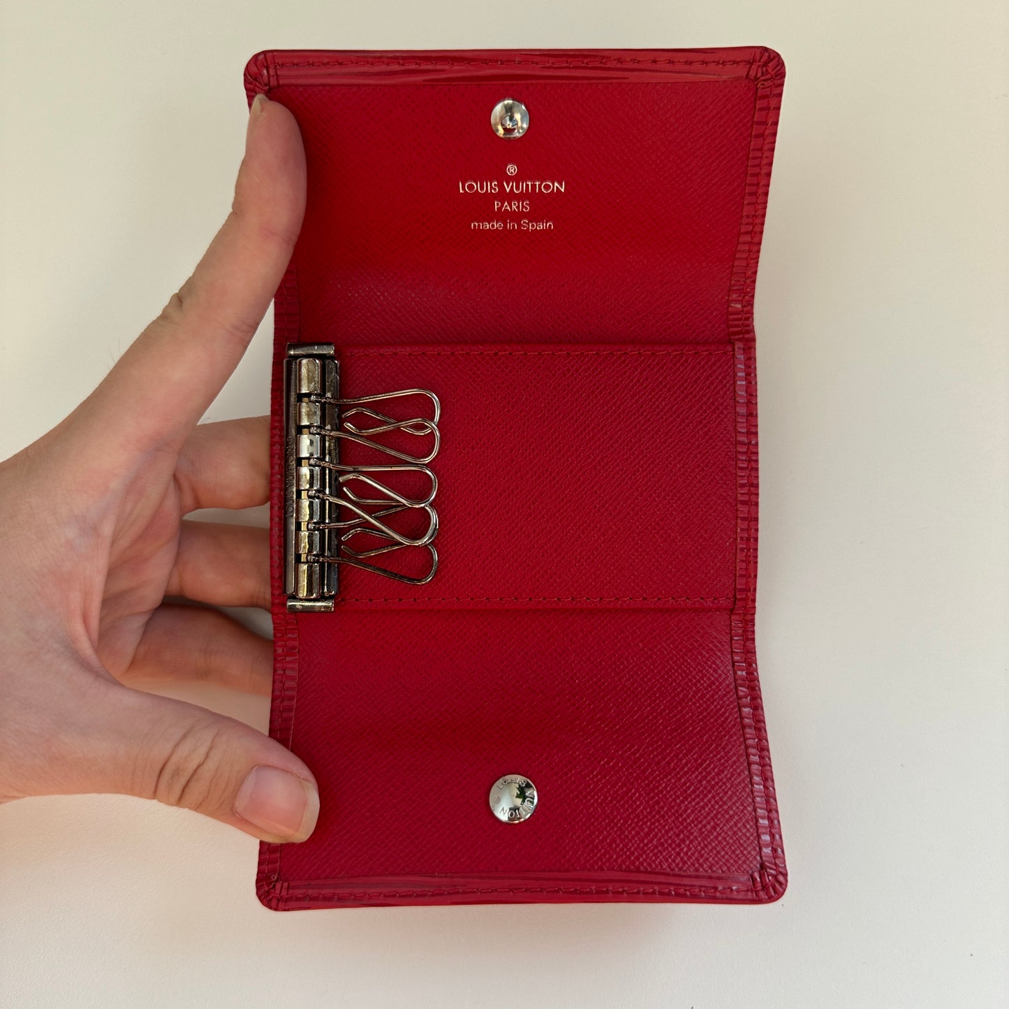 Louis Vuitton - 6-Key Holder - Epi leather - Red - (small)