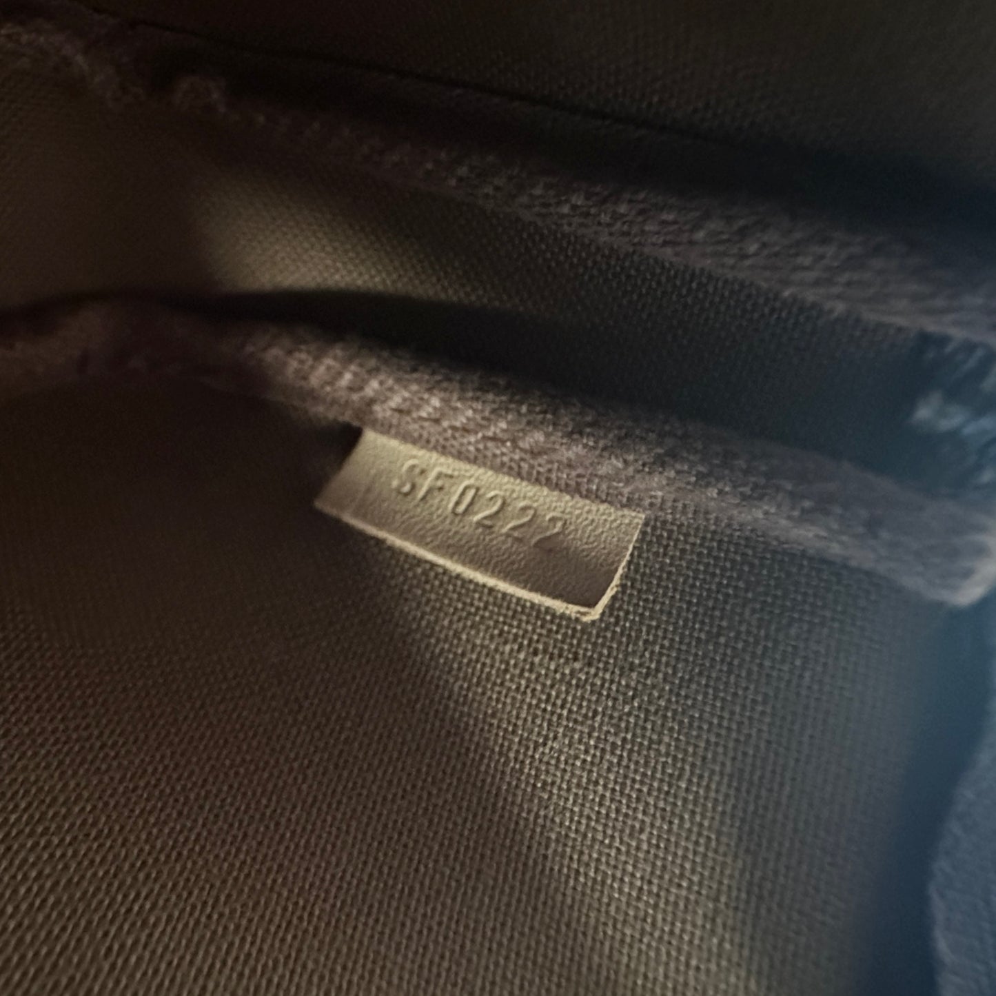 Louis Vuitton - Mini Pochette Accessoires - Monogram coated canvas with Vachetta leather trim - Brown - (mini)
