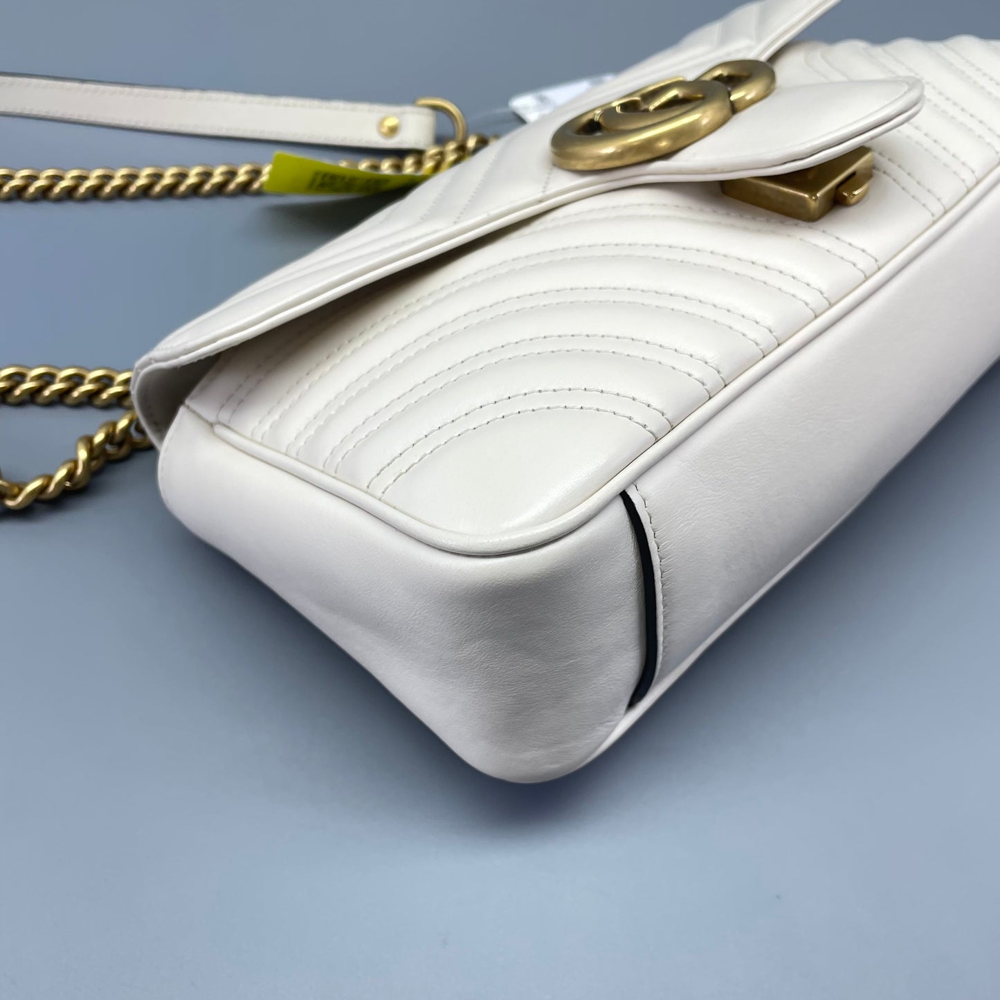 Gucci - Marmont 26 - Leather - White with Gold-Tone Hardware - (Small)
